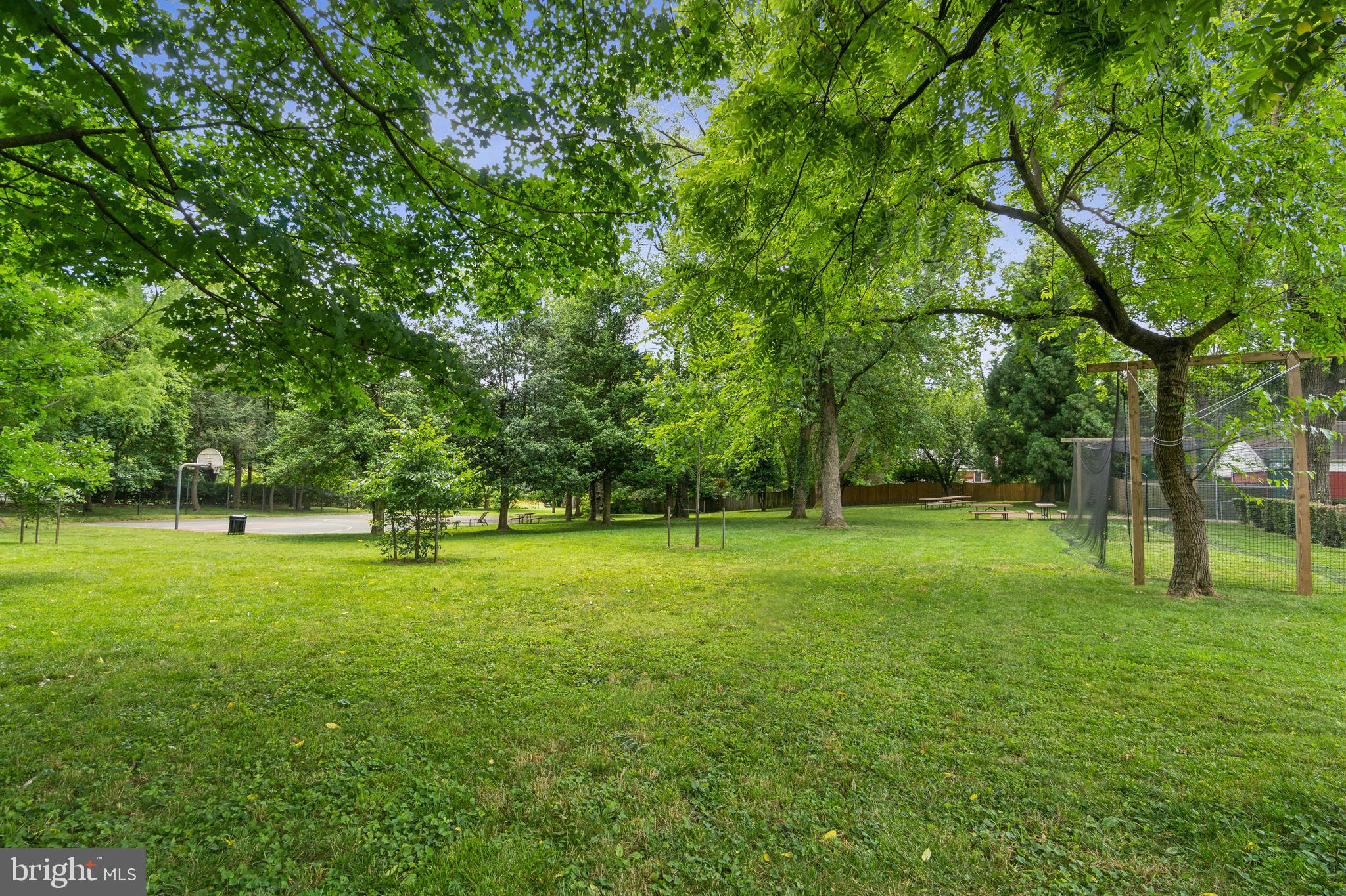 SOMERSET - Residential