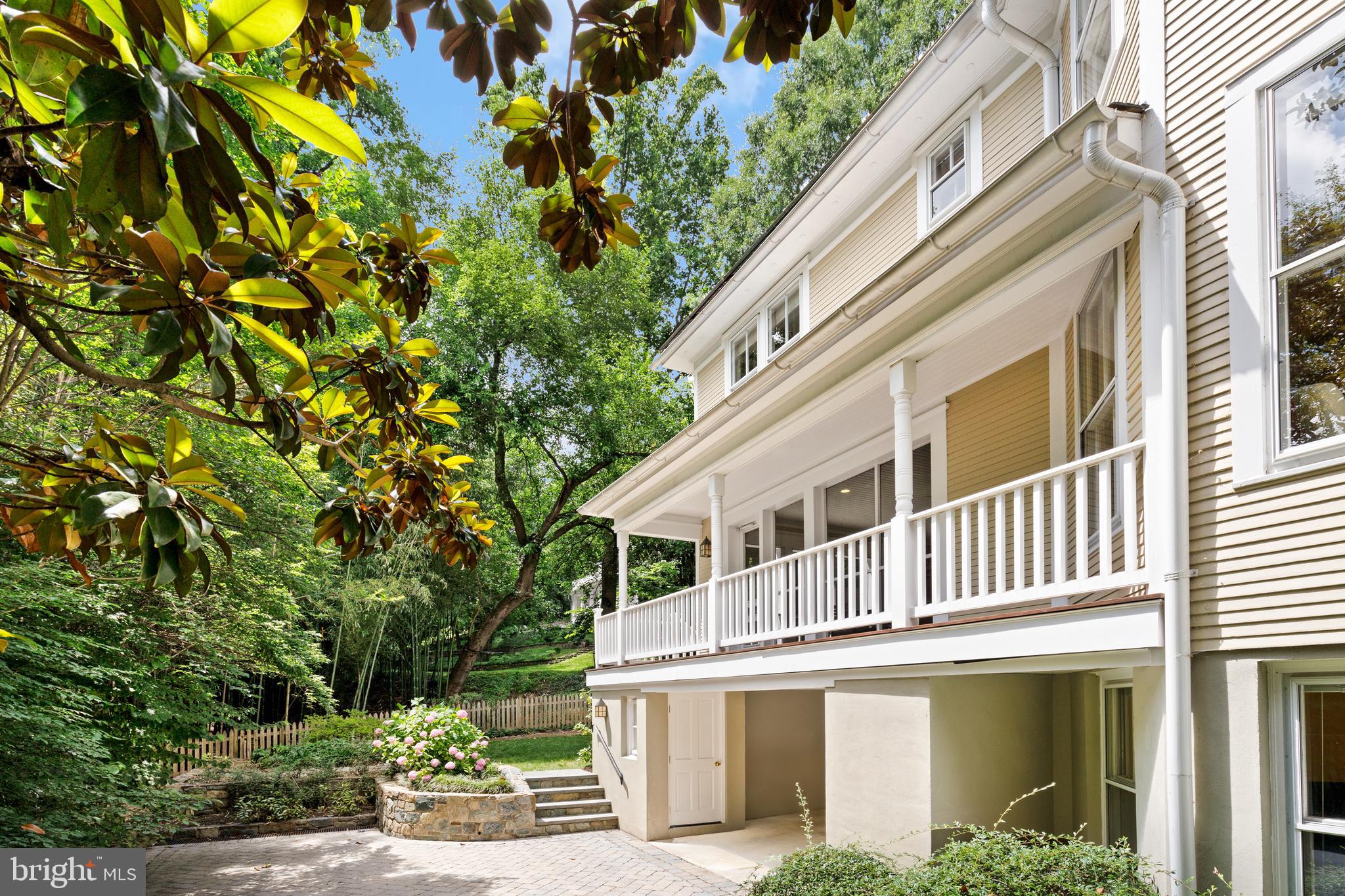 SOMERSET - Residential