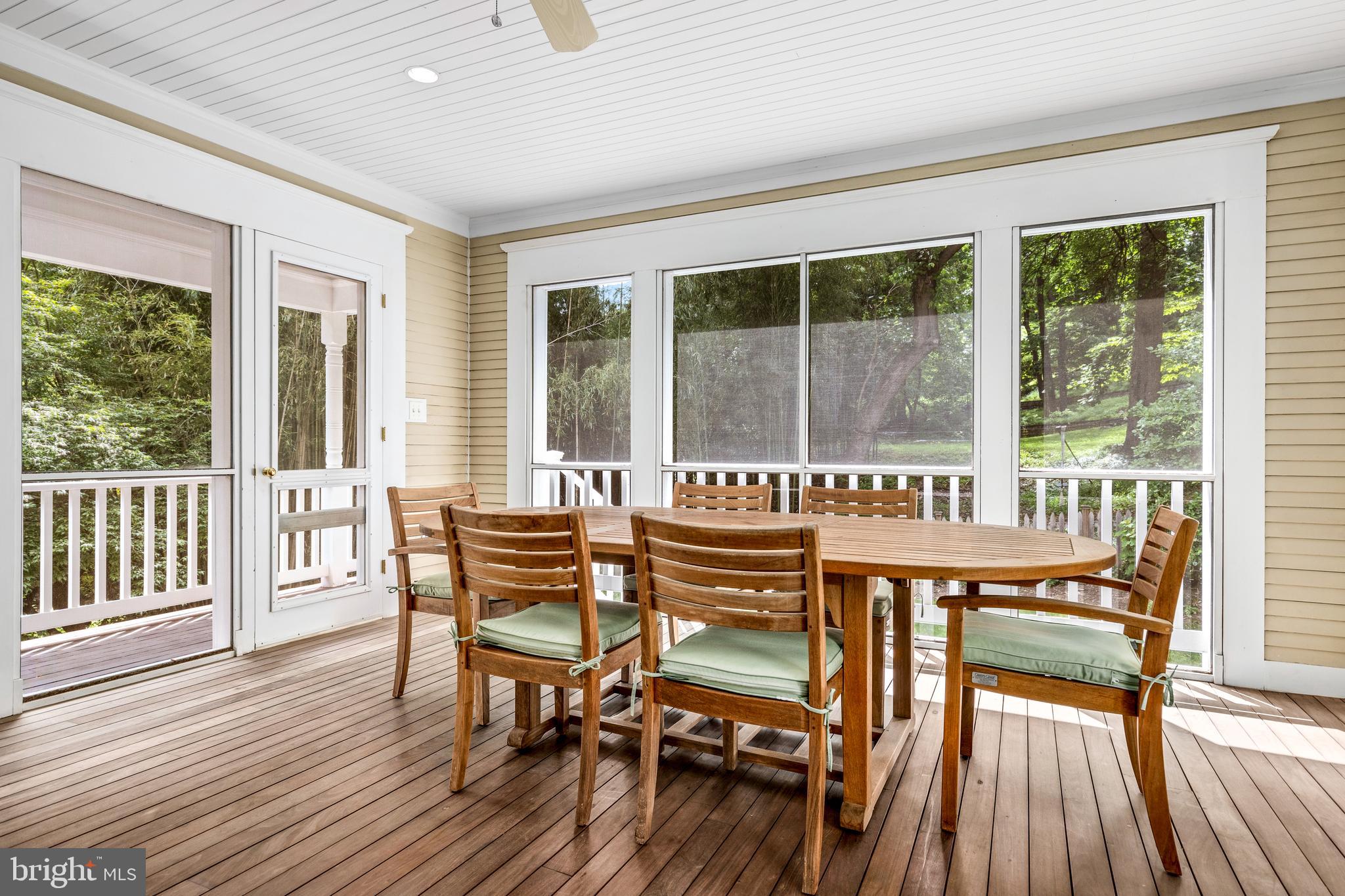 SOMERSET - Residential