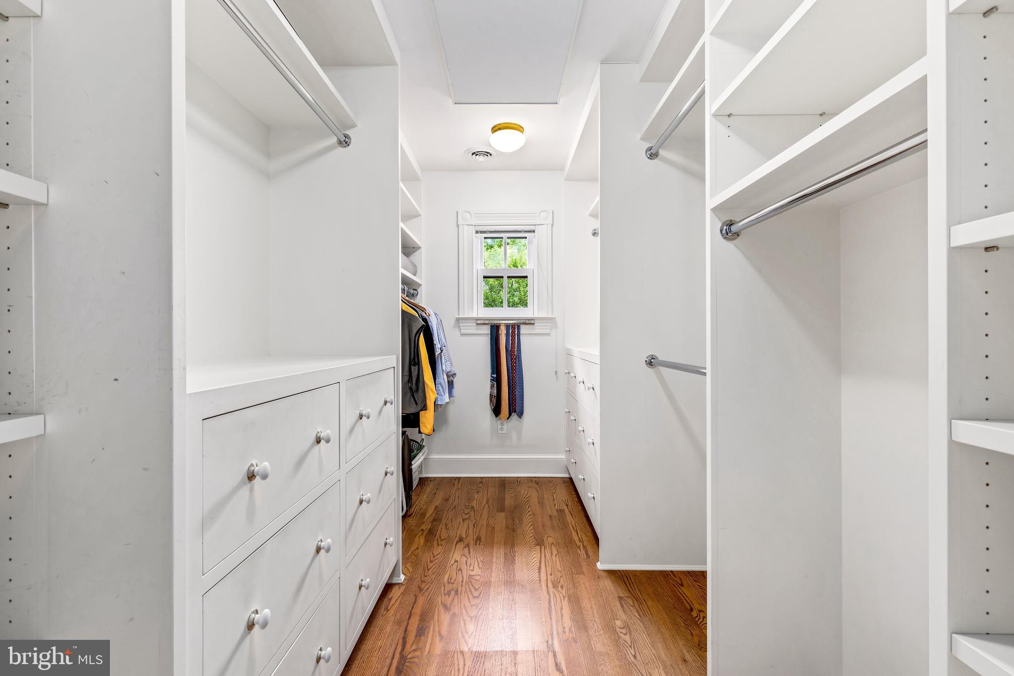 SOMERSET - Residential