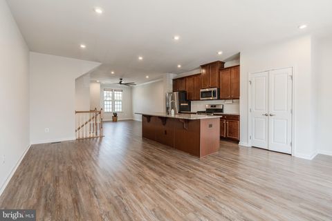 18191 RED MULBERRY ROAD DUMFRIES VA 22026