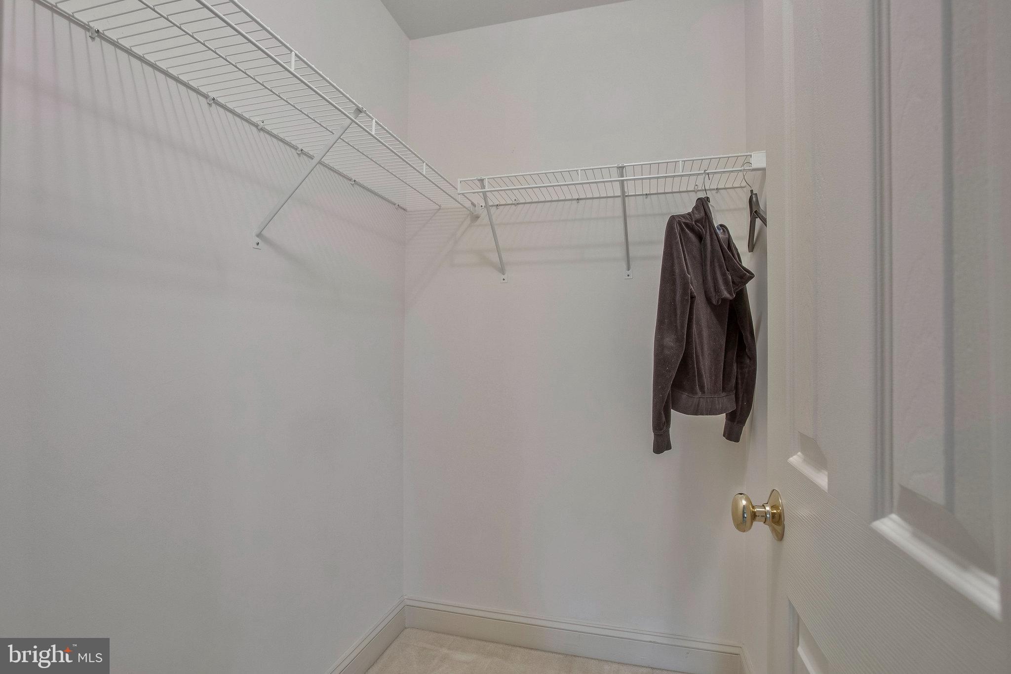 FAIRWOOD - Residential Lease