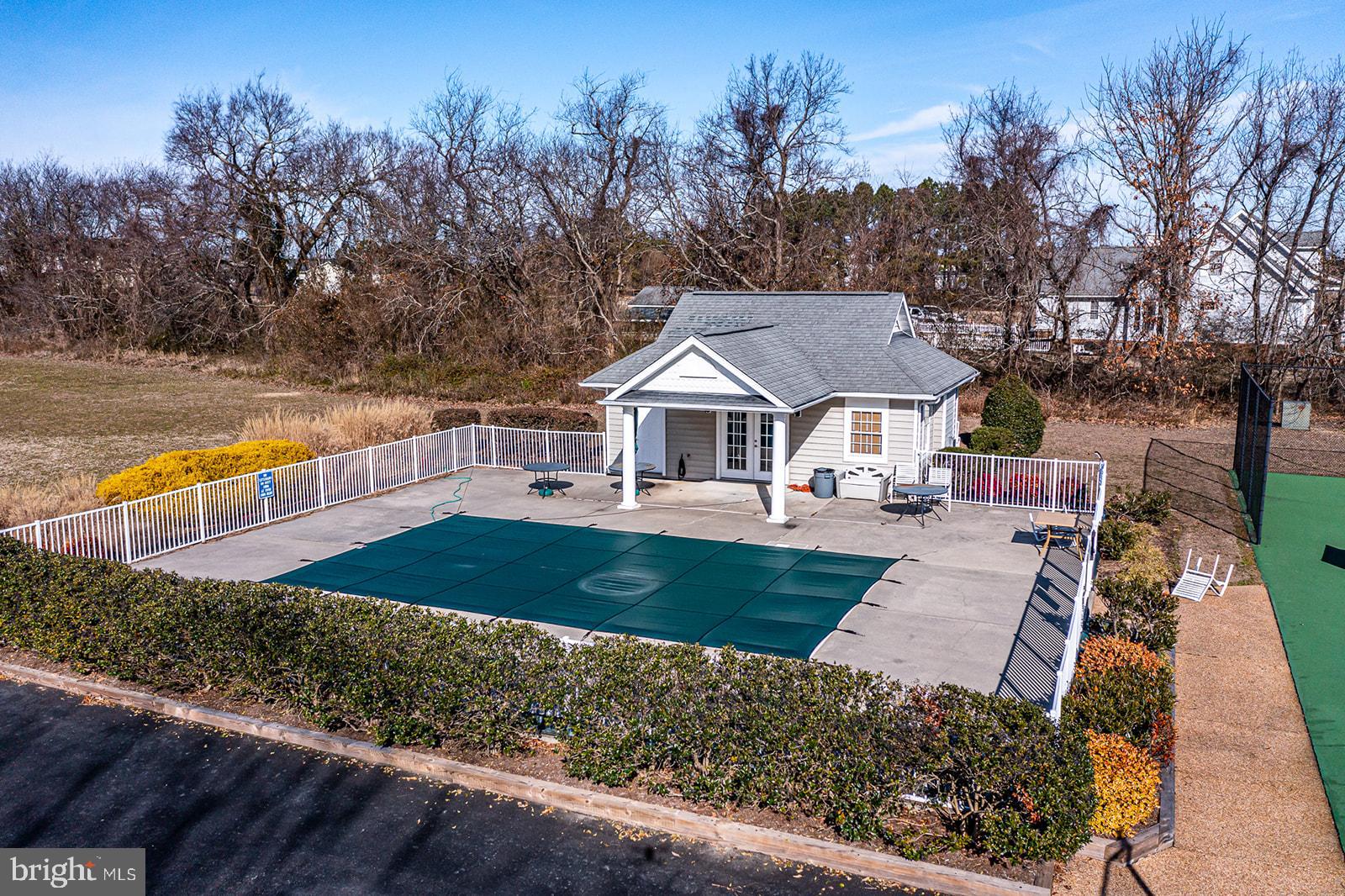 CHESAPEAKE WATCH - Residential