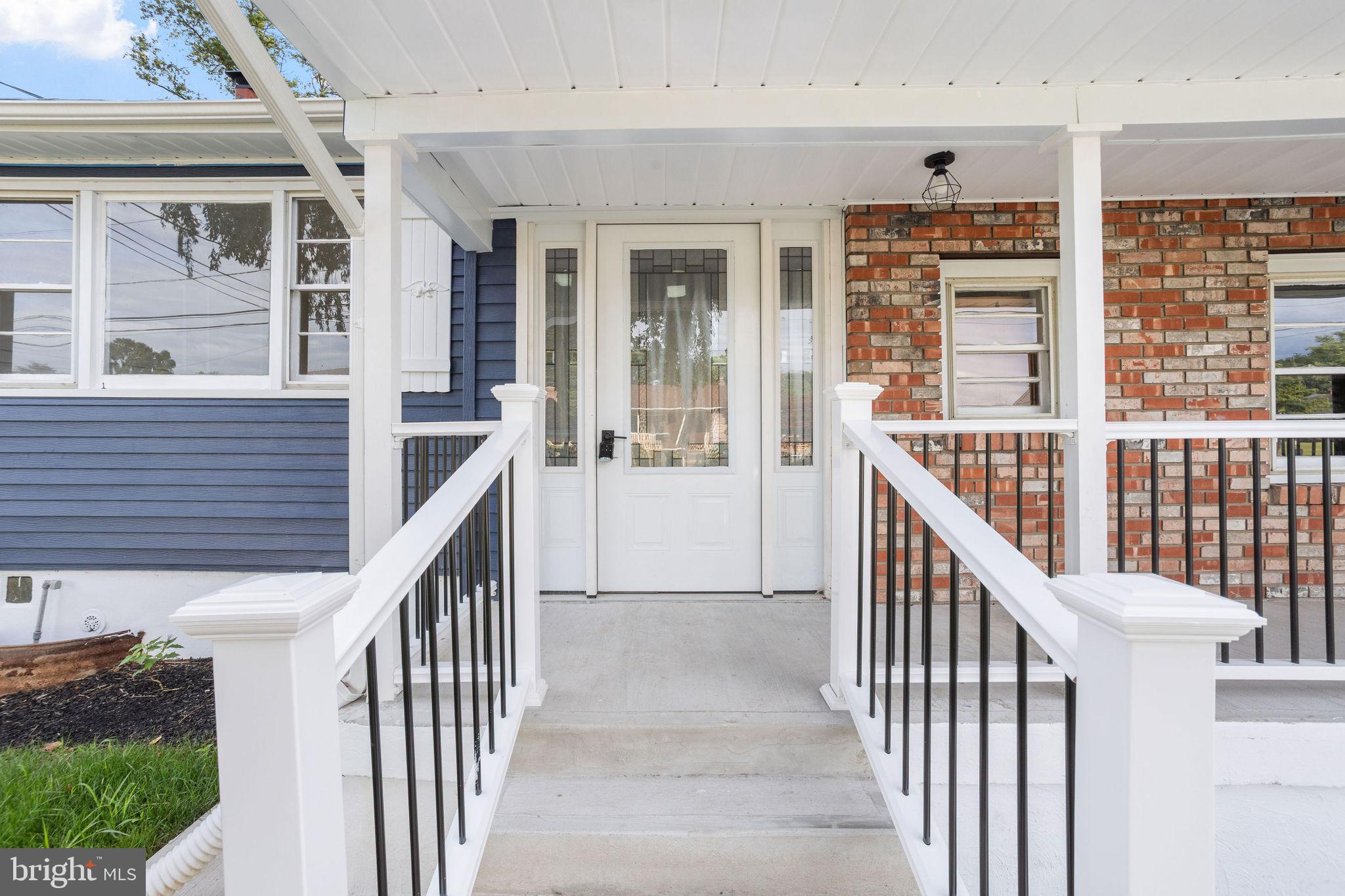 213 ELTON AVENUE