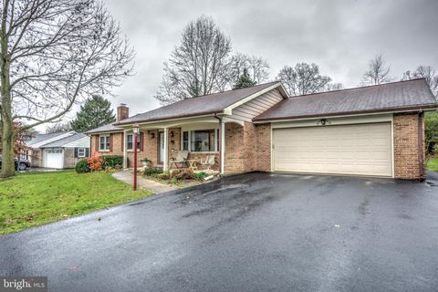 Photo of 121 BOMBERGER RD, AKRON, PA 17501 (MLS # PALA2027710)