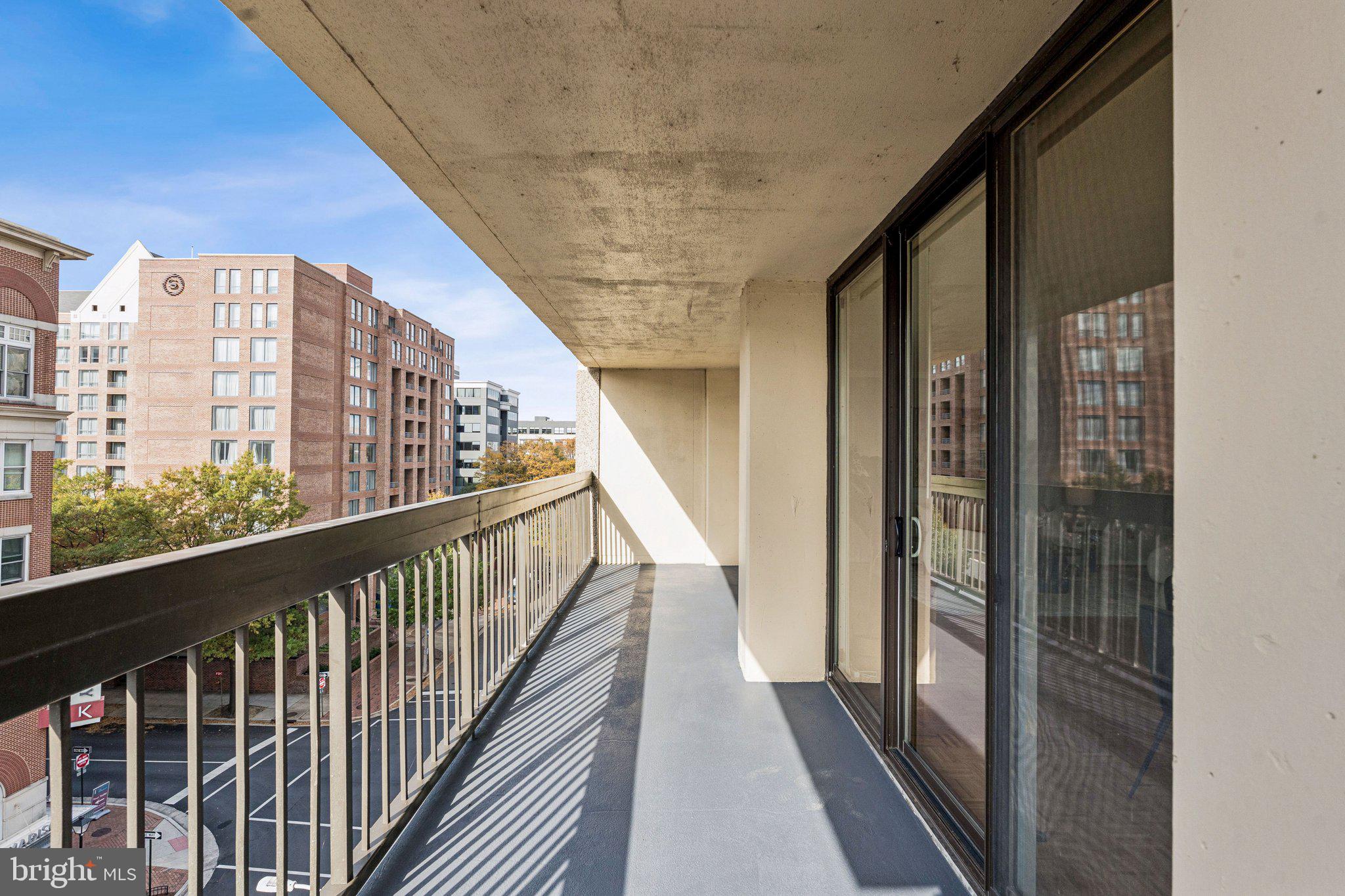 ALEXANDRIA HOUSE - Residential