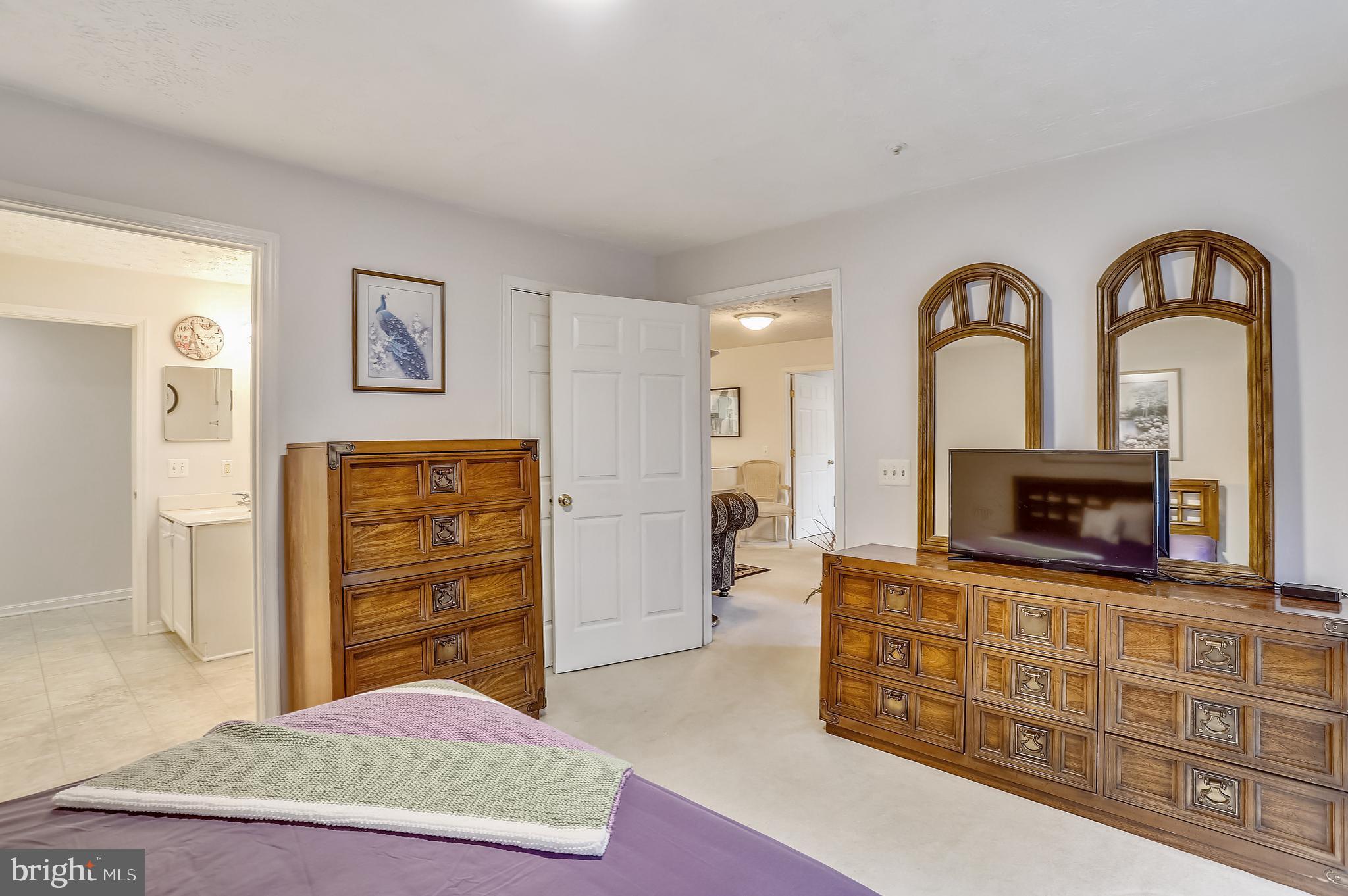 WINDGATE CONDO - Residential