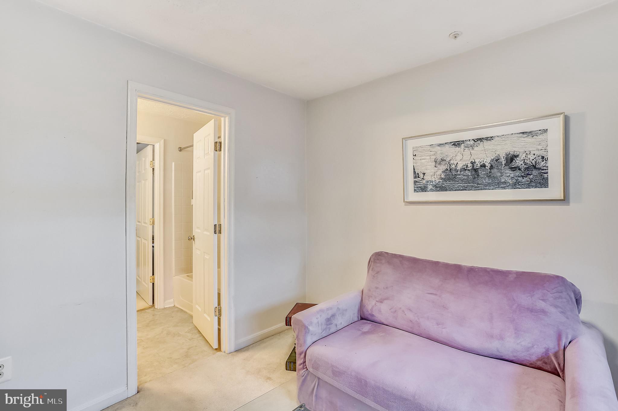 WINDGATE CONDO - Residential