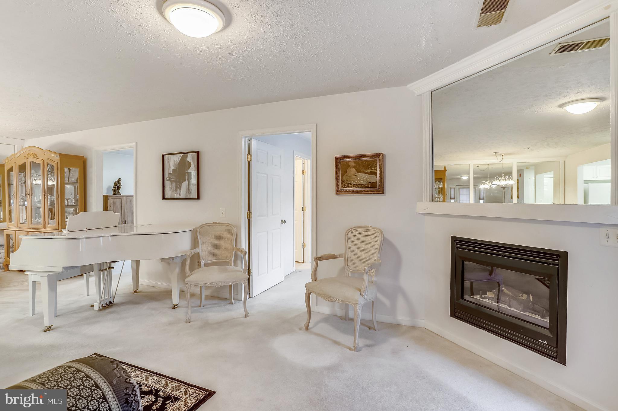 WINDGATE CONDO - Residential