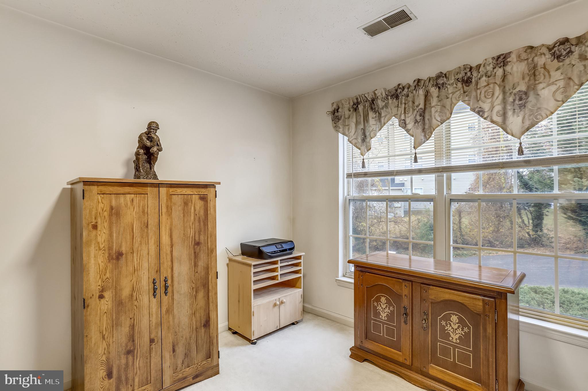 WINDGATE CONDO - Residential