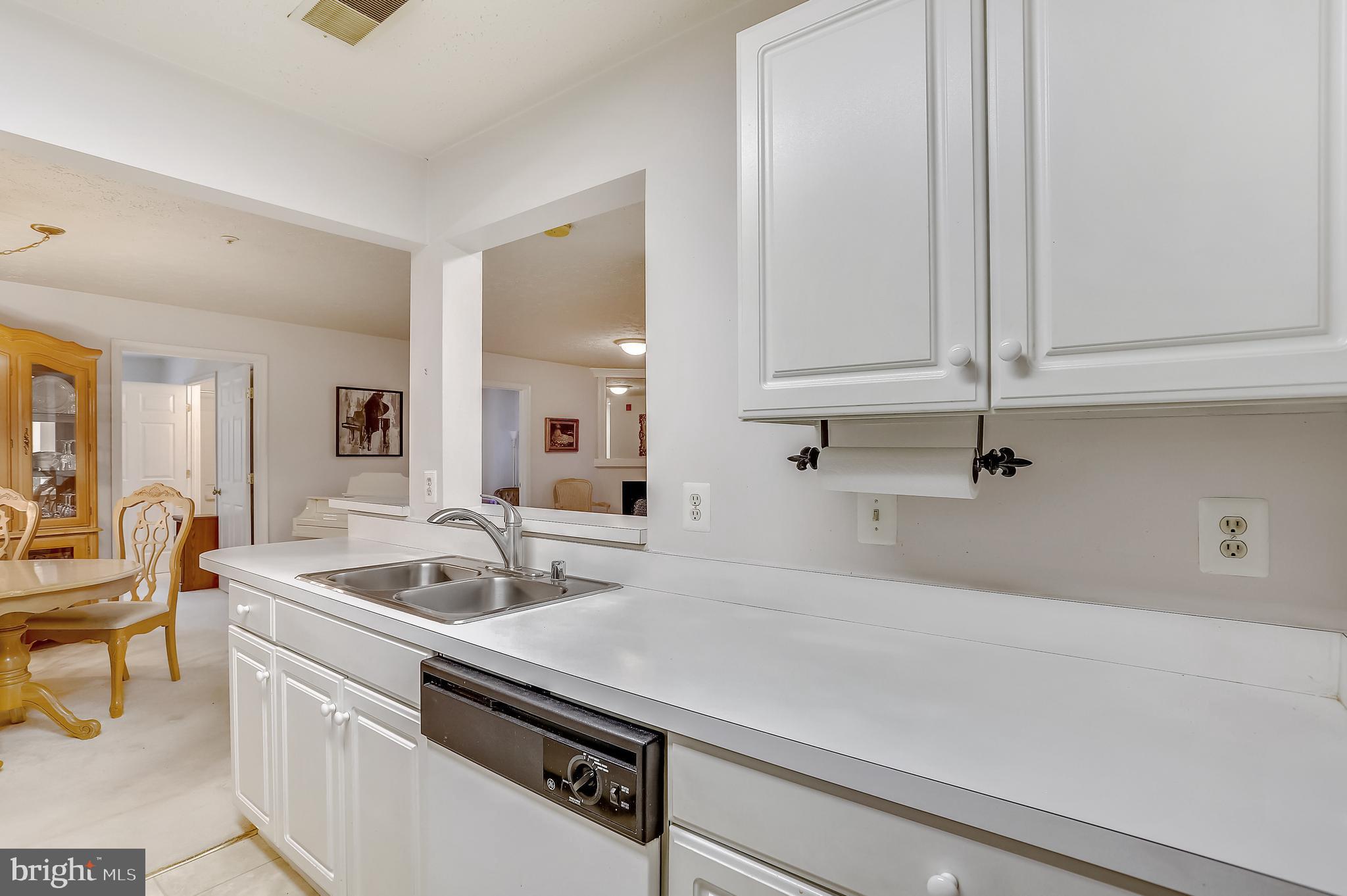 WINDGATE CONDO - Residential