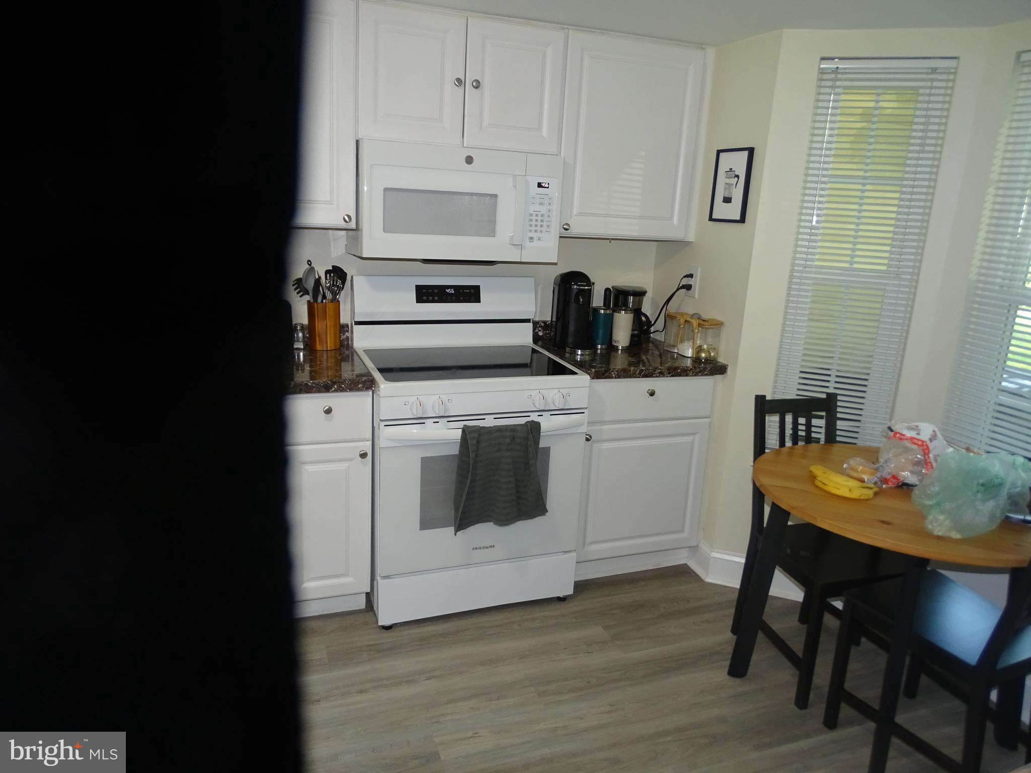 VILLAGE SHIRES - Residential Lease