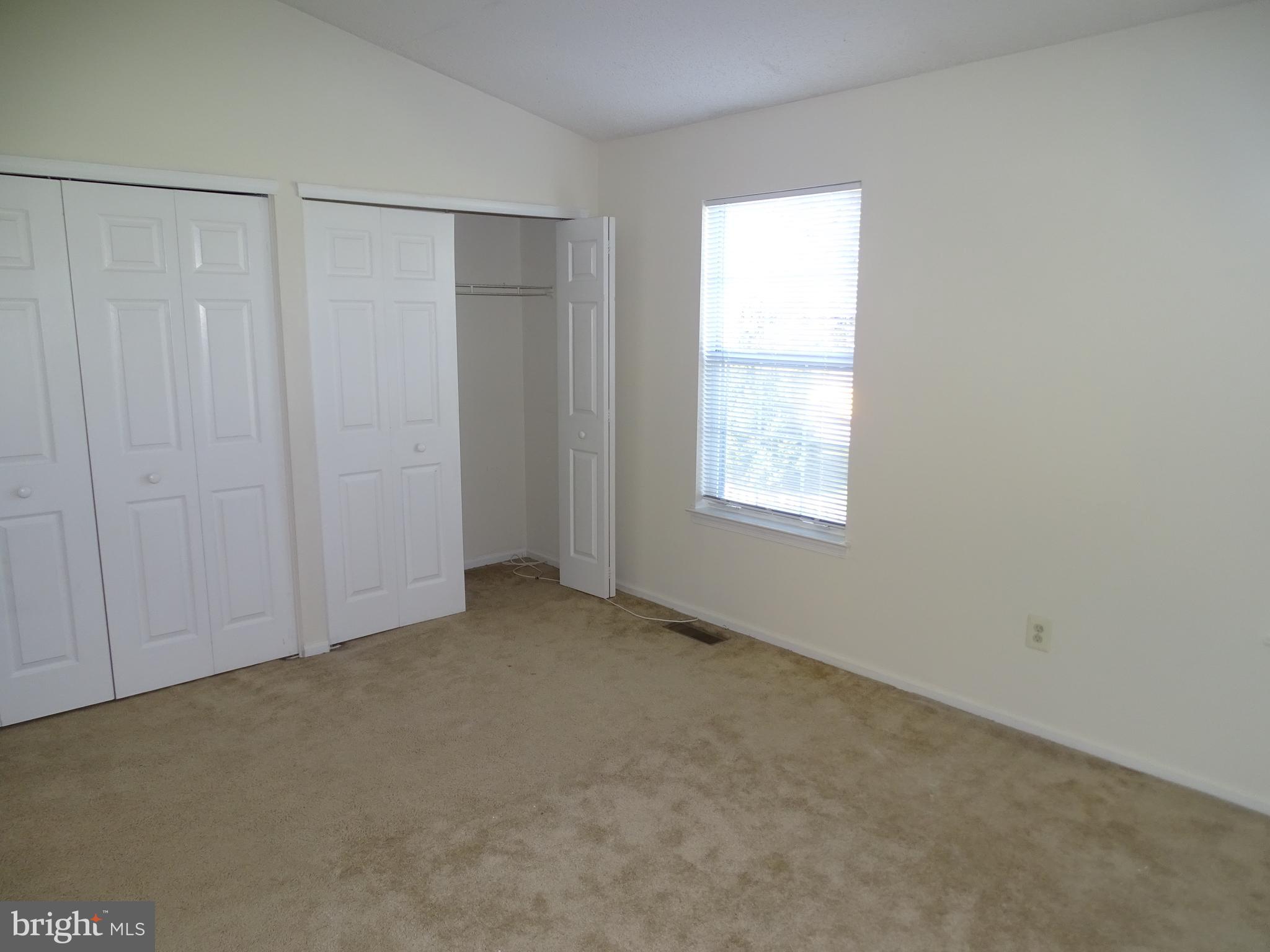 VILLAGE SHIRES - Residential Lease