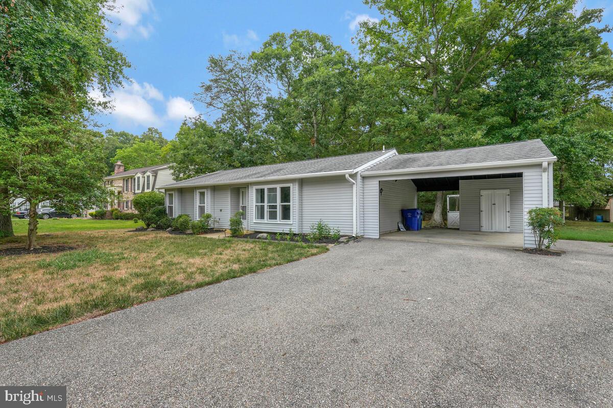 LAUREL BRANCH - Residential