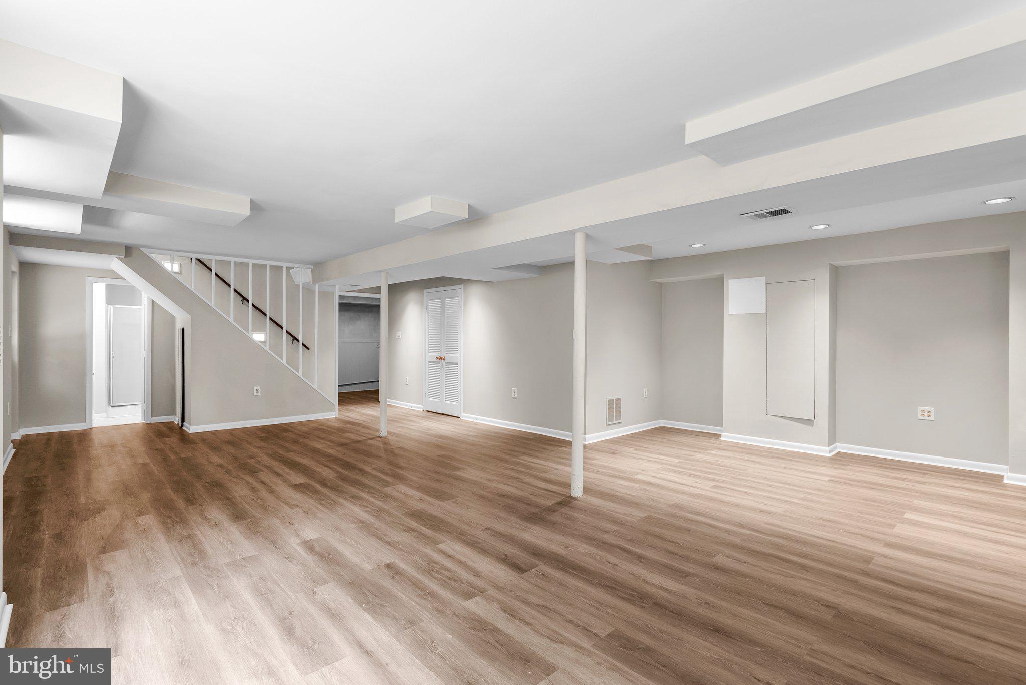 BURNT MILLS KNOLLS - Residential