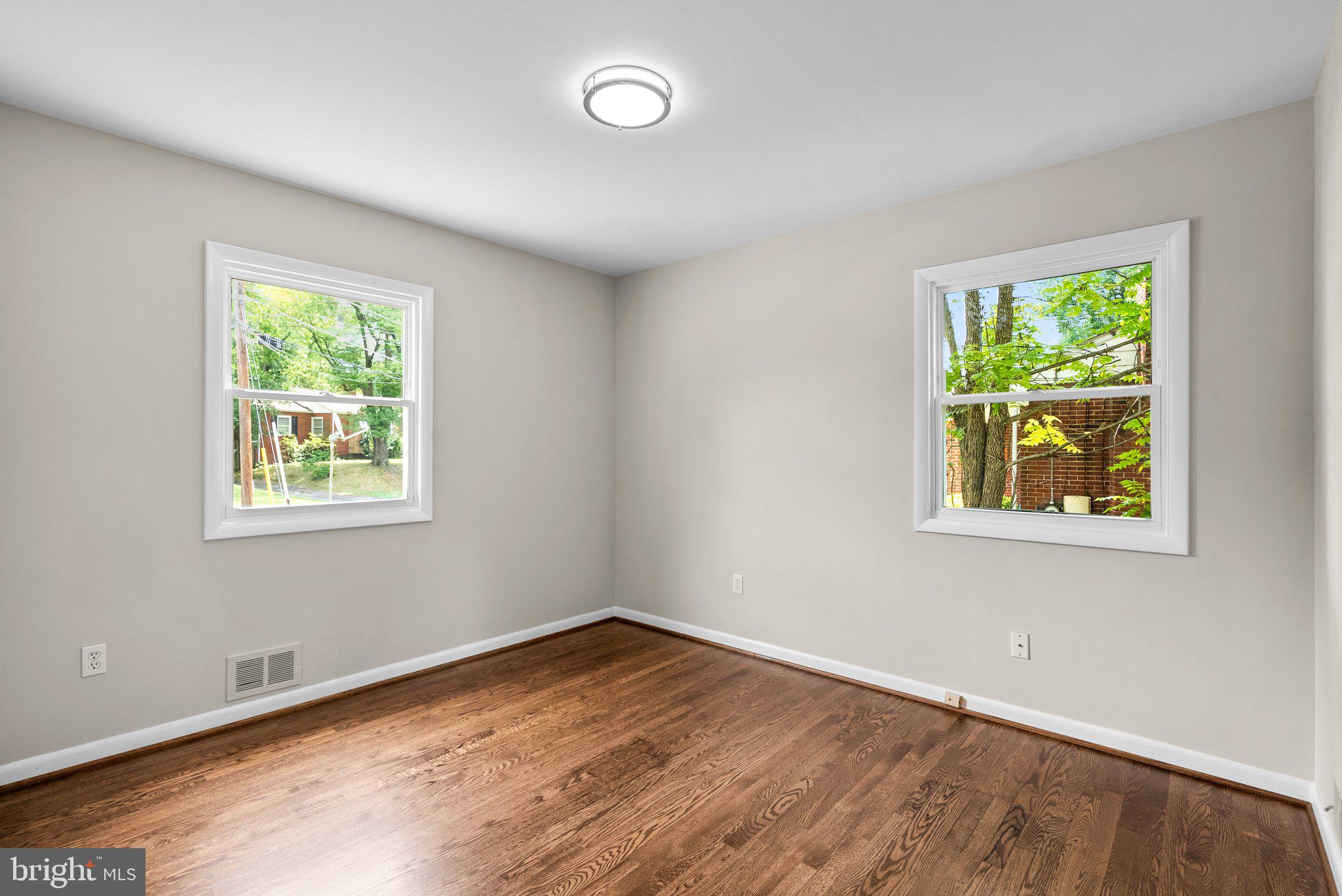 BURNT MILLS KNOLLS - Residential