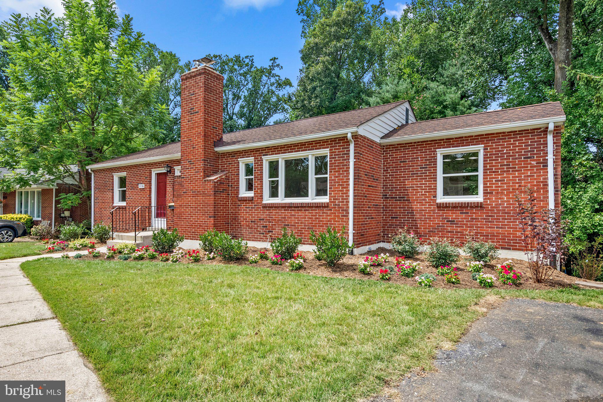 BURNT MILLS KNOLLS - Residential