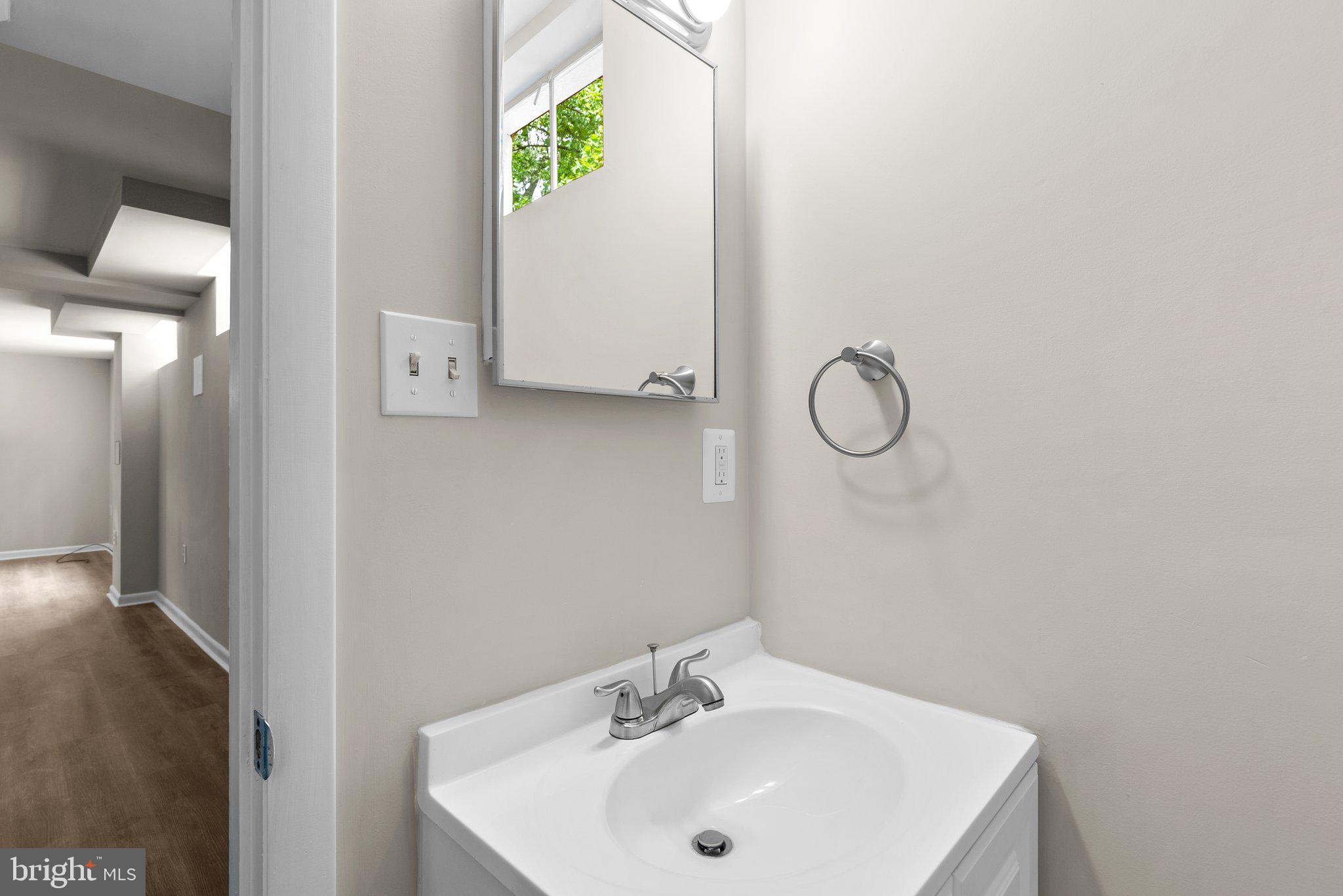 BURNT MILLS KNOLLS - Residential