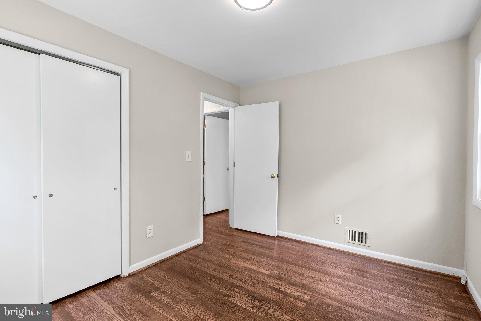 BURNT MILLS KNOLLS - Residential