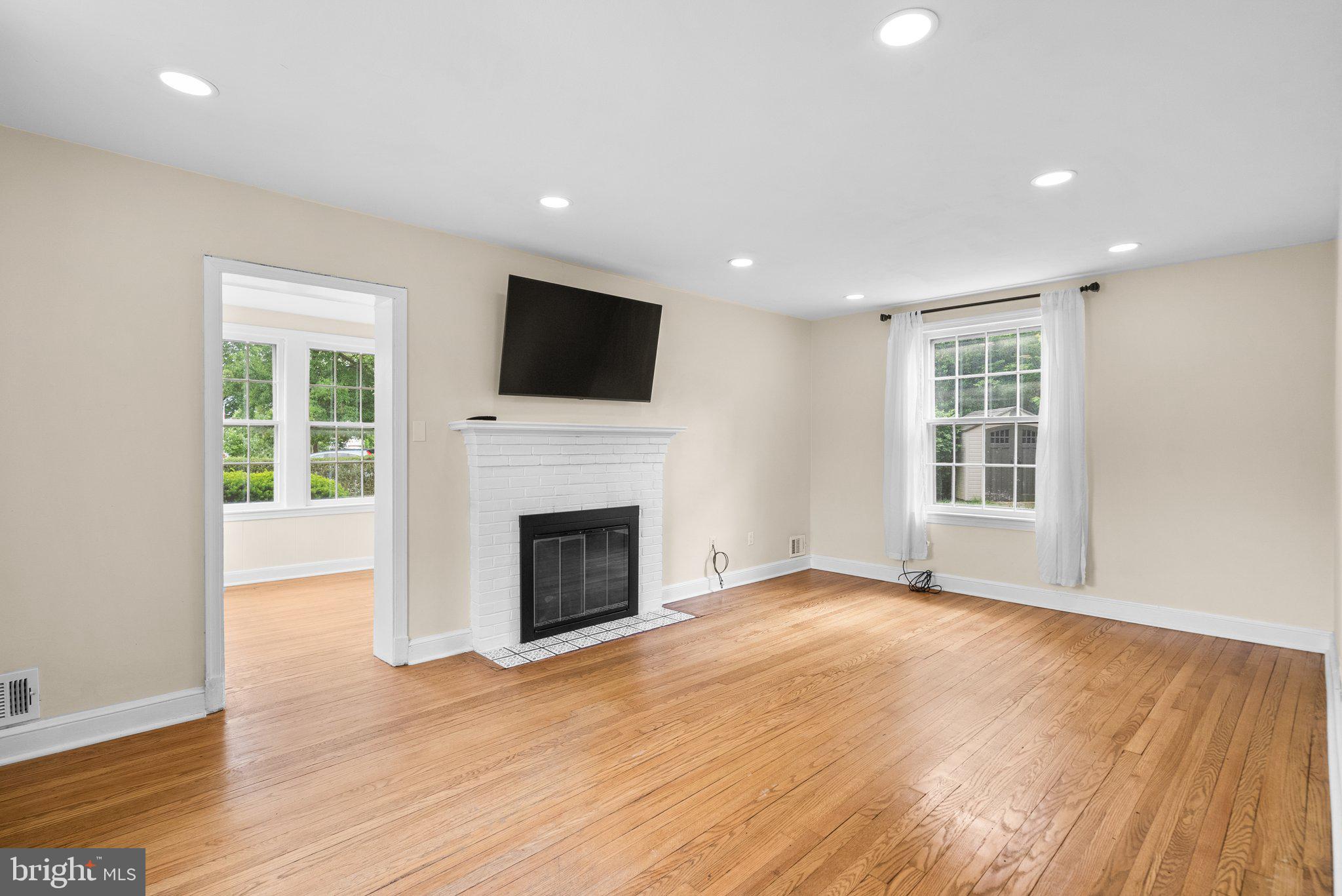 2200 WINDHAM LANE