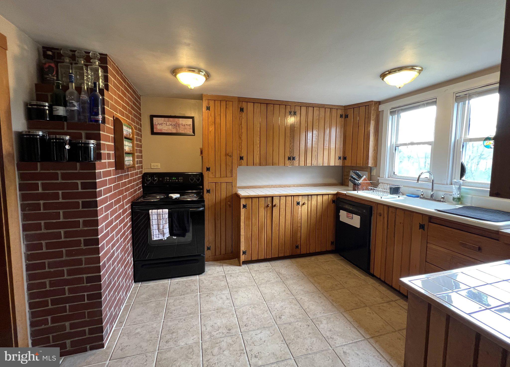 FAIRVIEW TWP - Residential