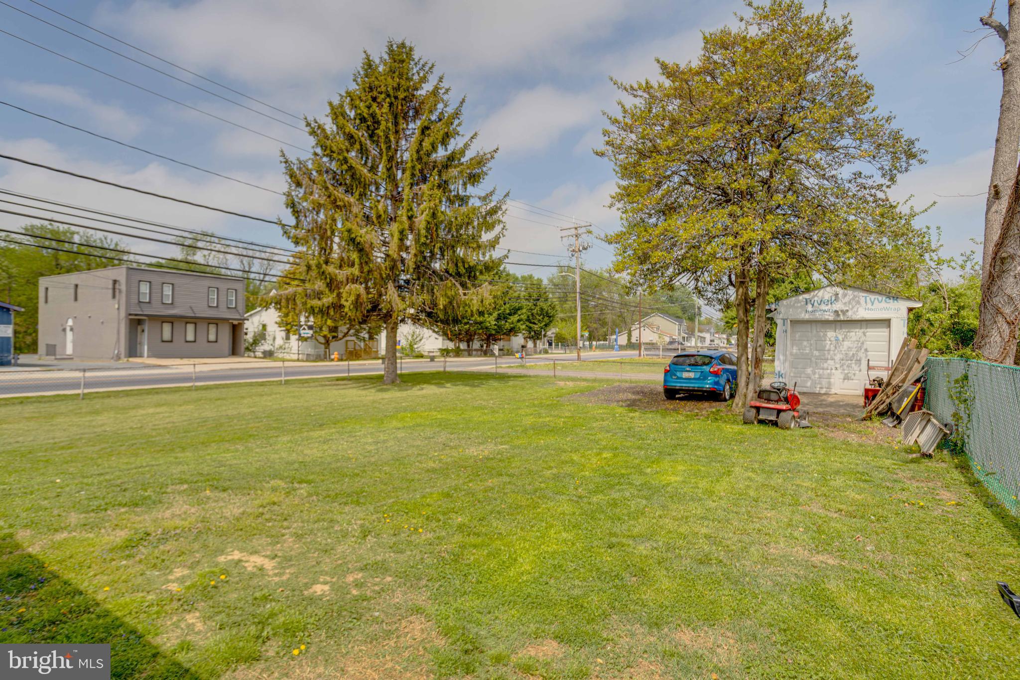 MARLYN TERRACE - Residential