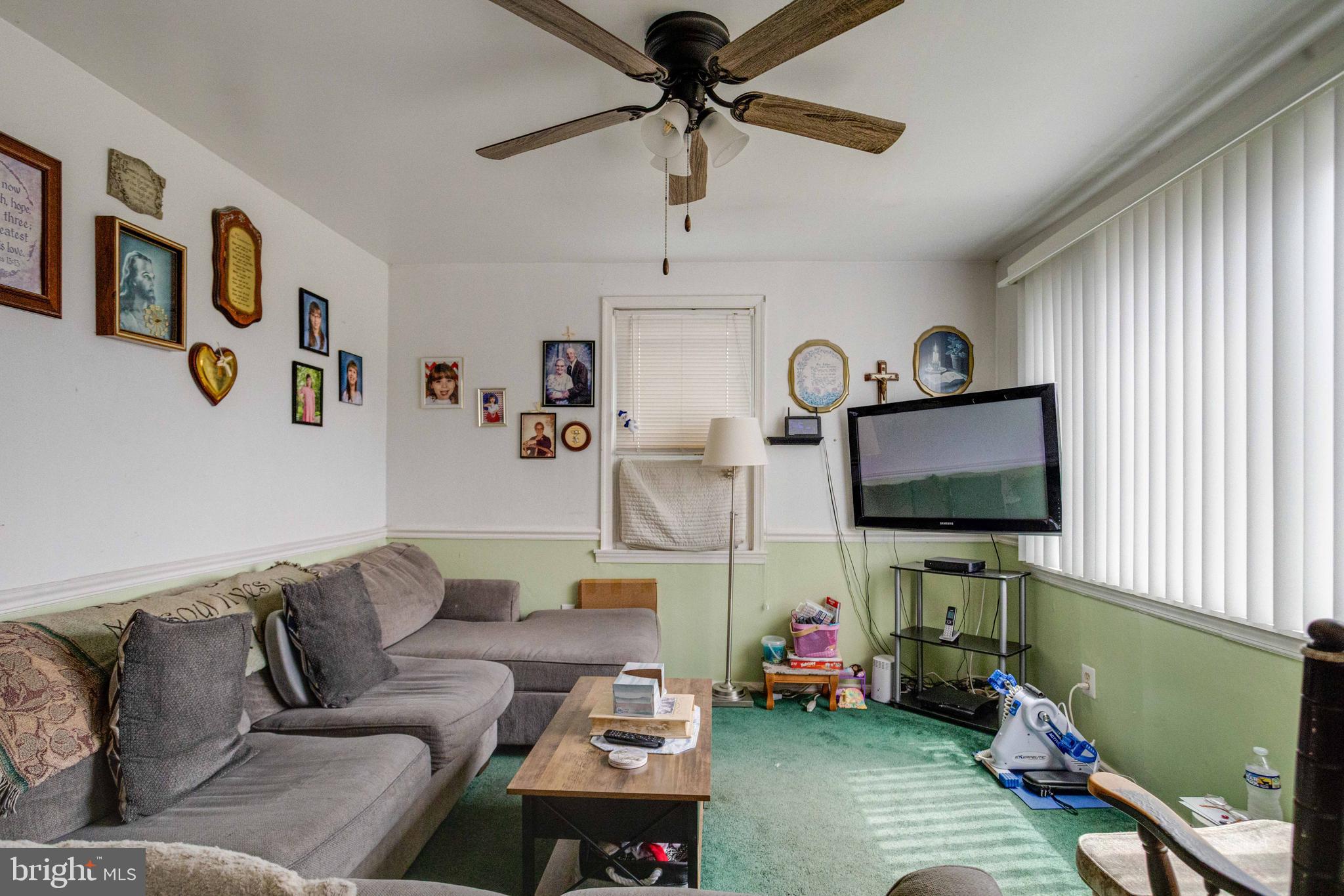 MARLYN TERRACE - Residential