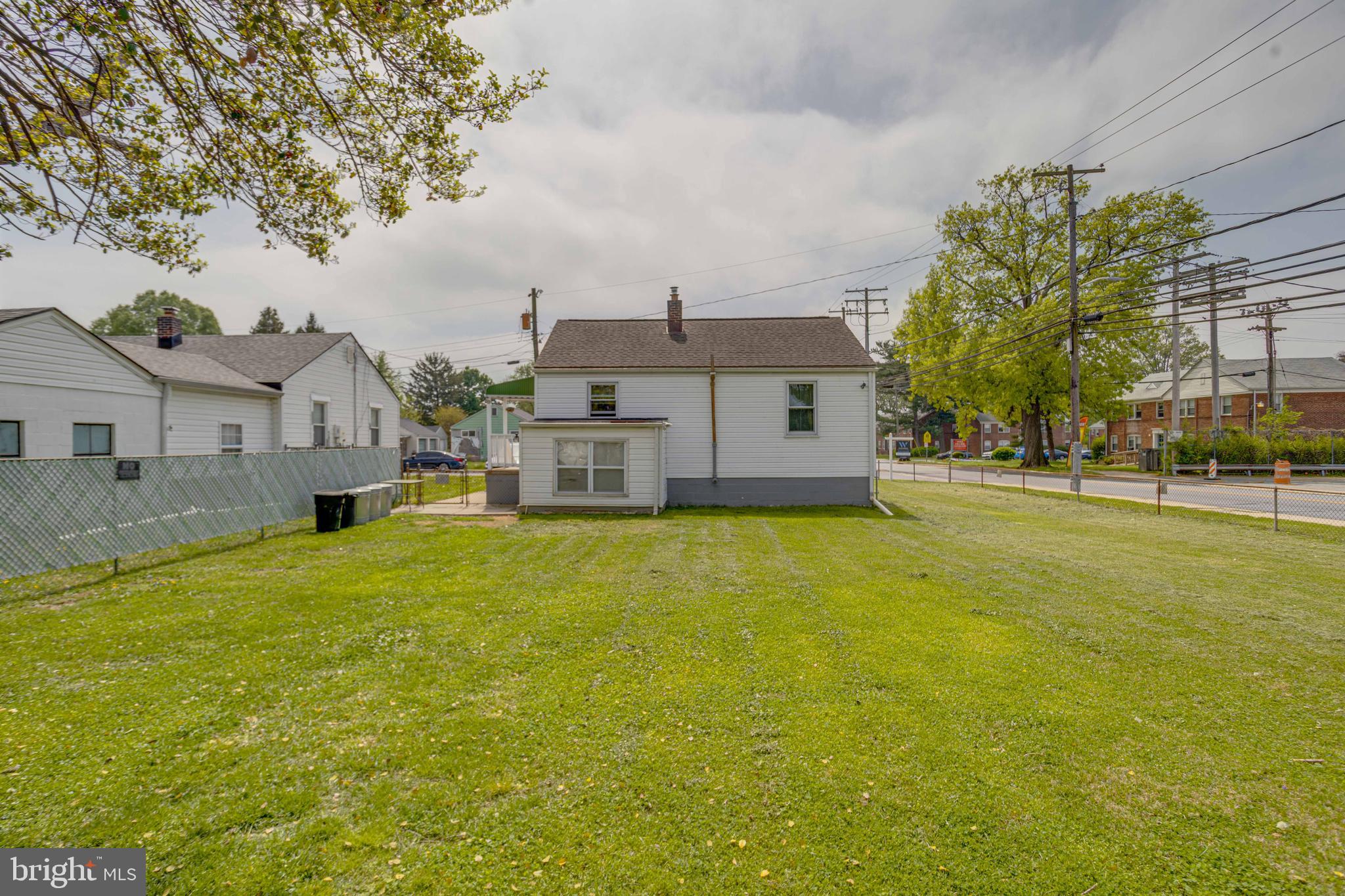 MARLYN TERRACE - Residential