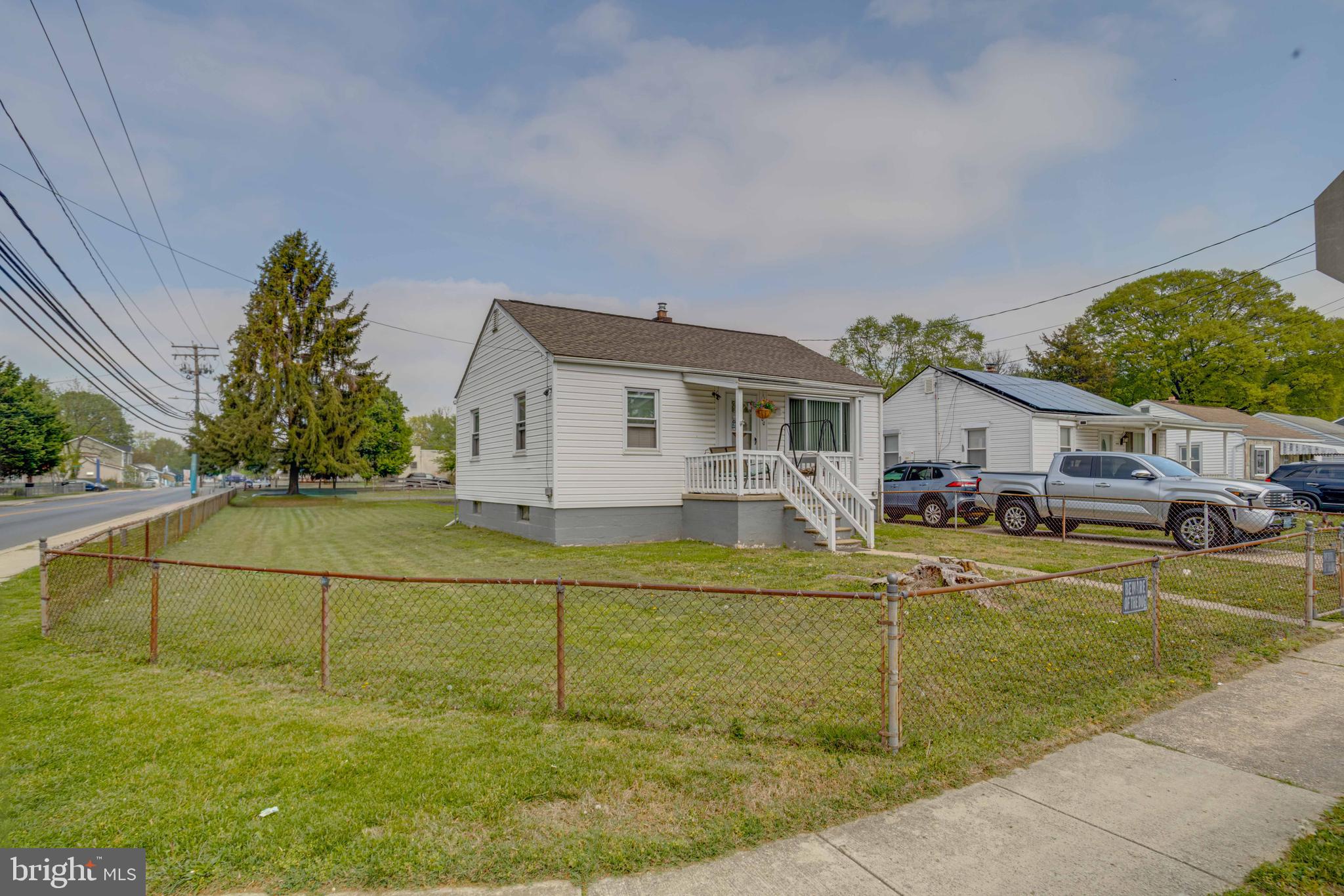 MARLYN TERRACE - Residential