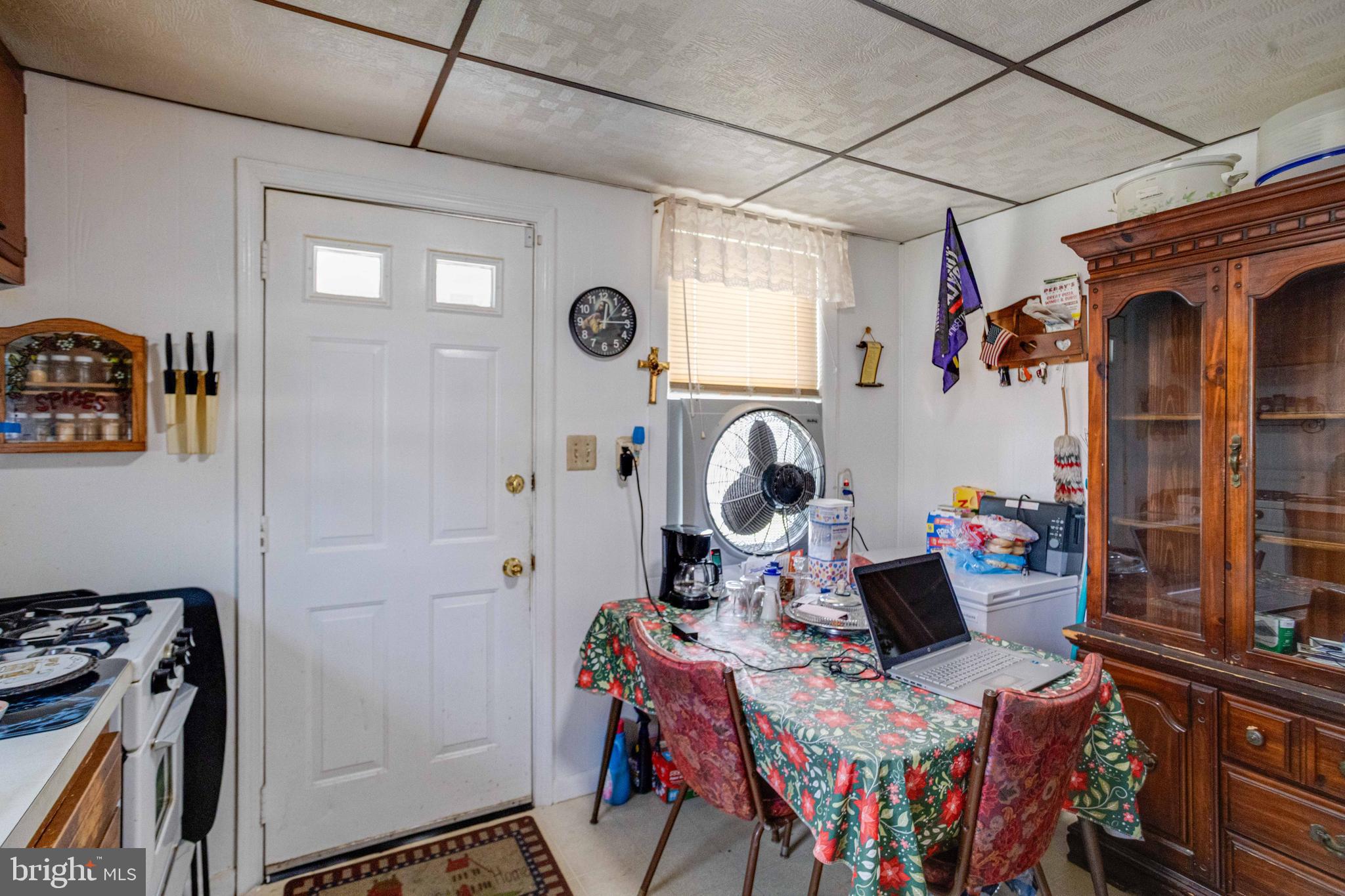 MARLYN TERRACE - Residential