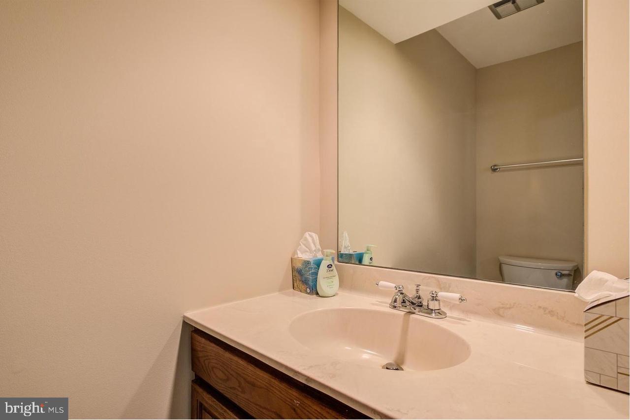 RESTON - Residential Lease