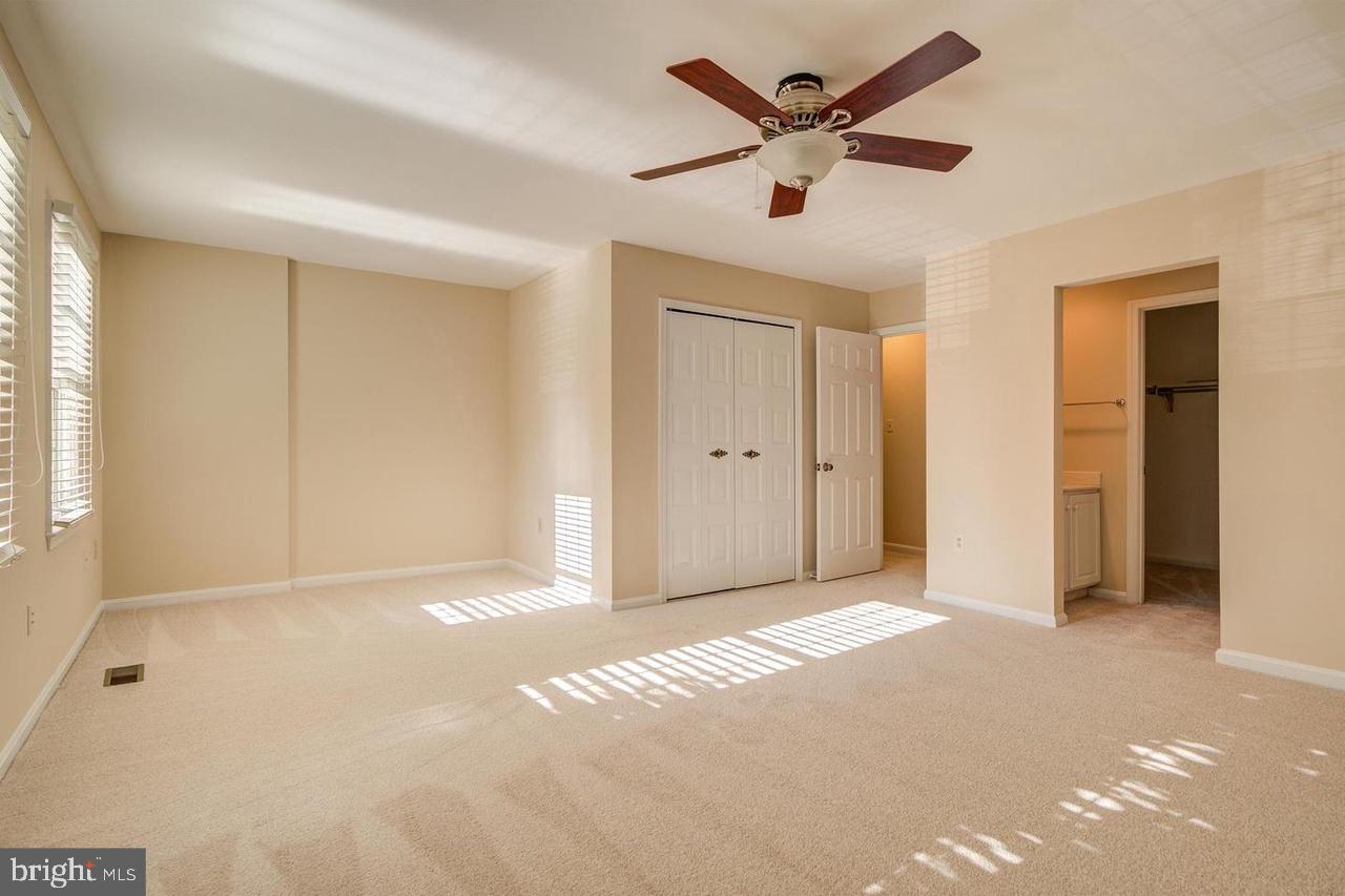 RESTON - Residential Lease