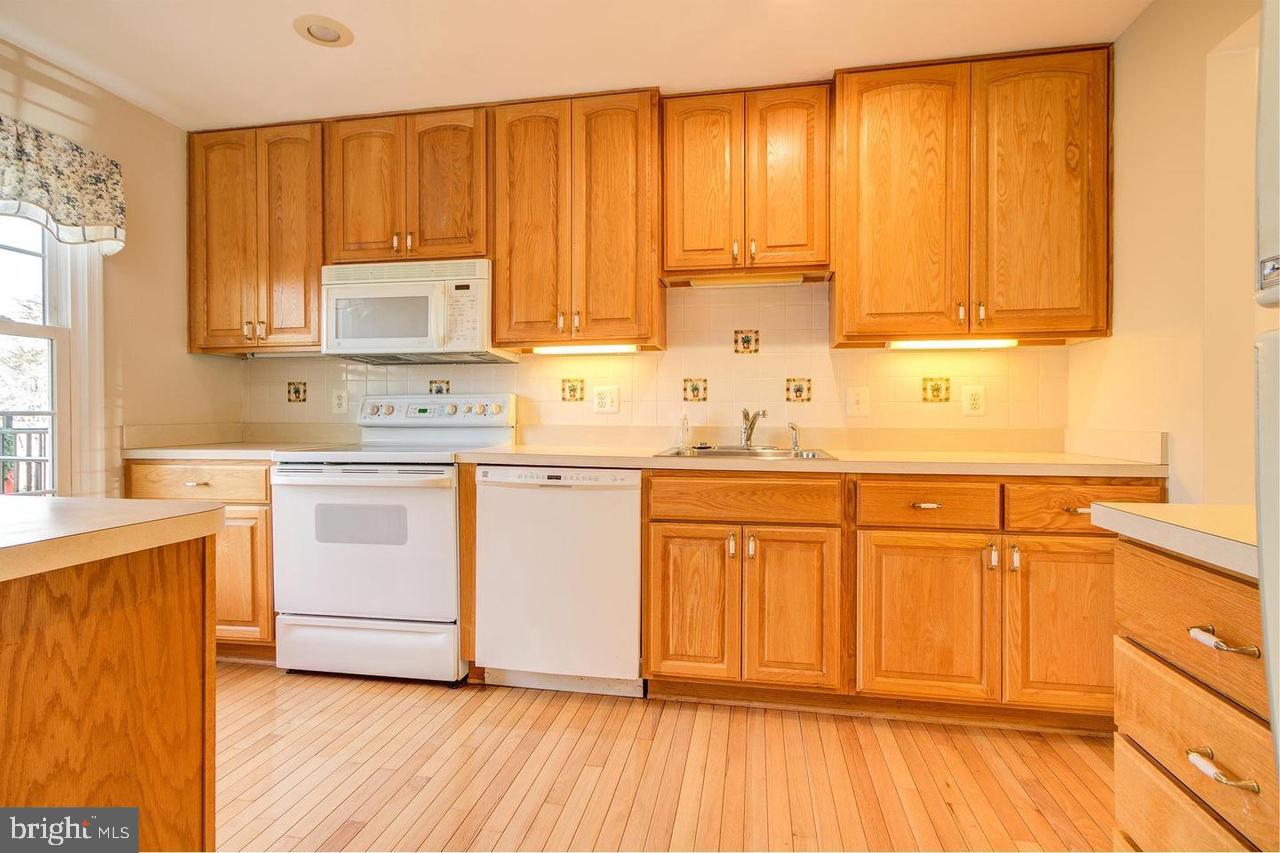 RESTON - Residential Lease