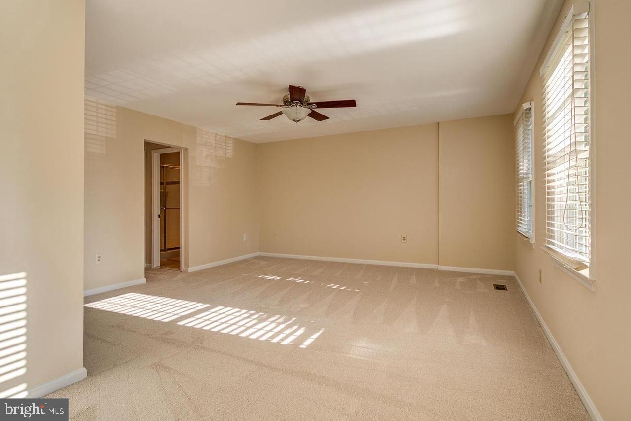 RESTON - Residential Lease