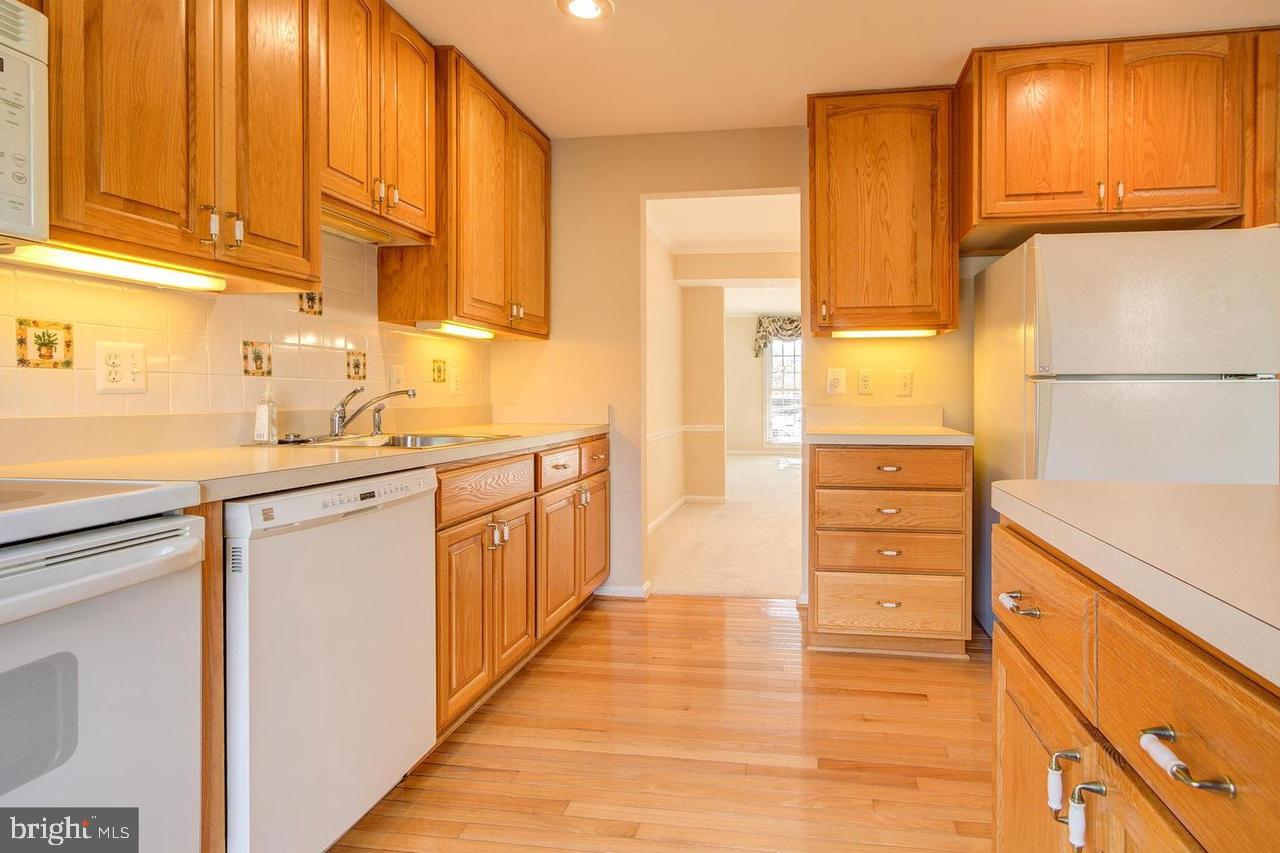 RESTON - Residential Lease