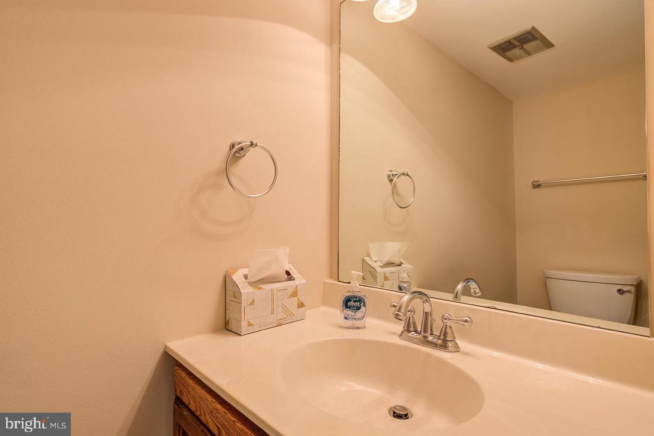 RESTON - Residential Lease