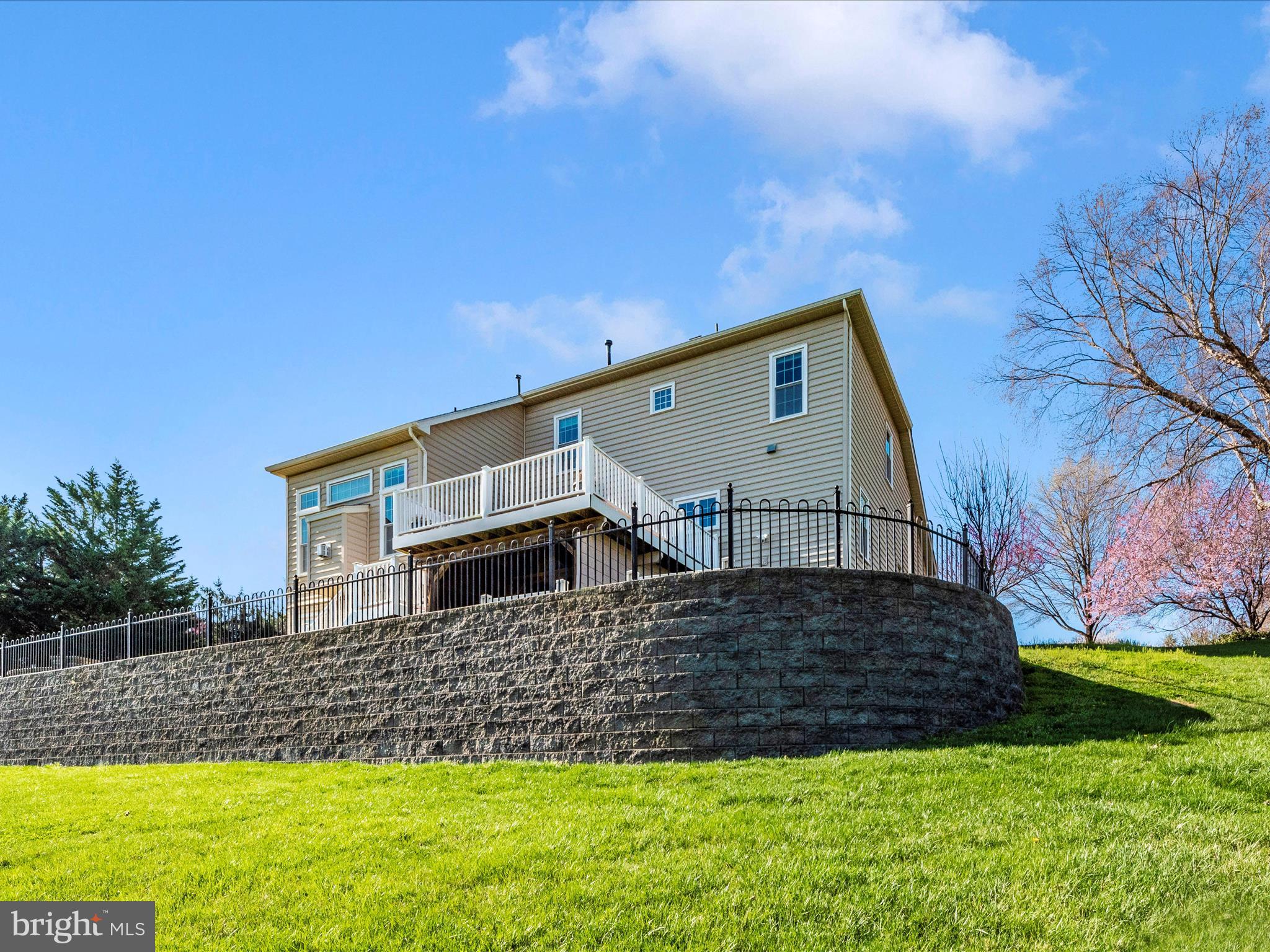 VILLAGES OF URBANA - Residential