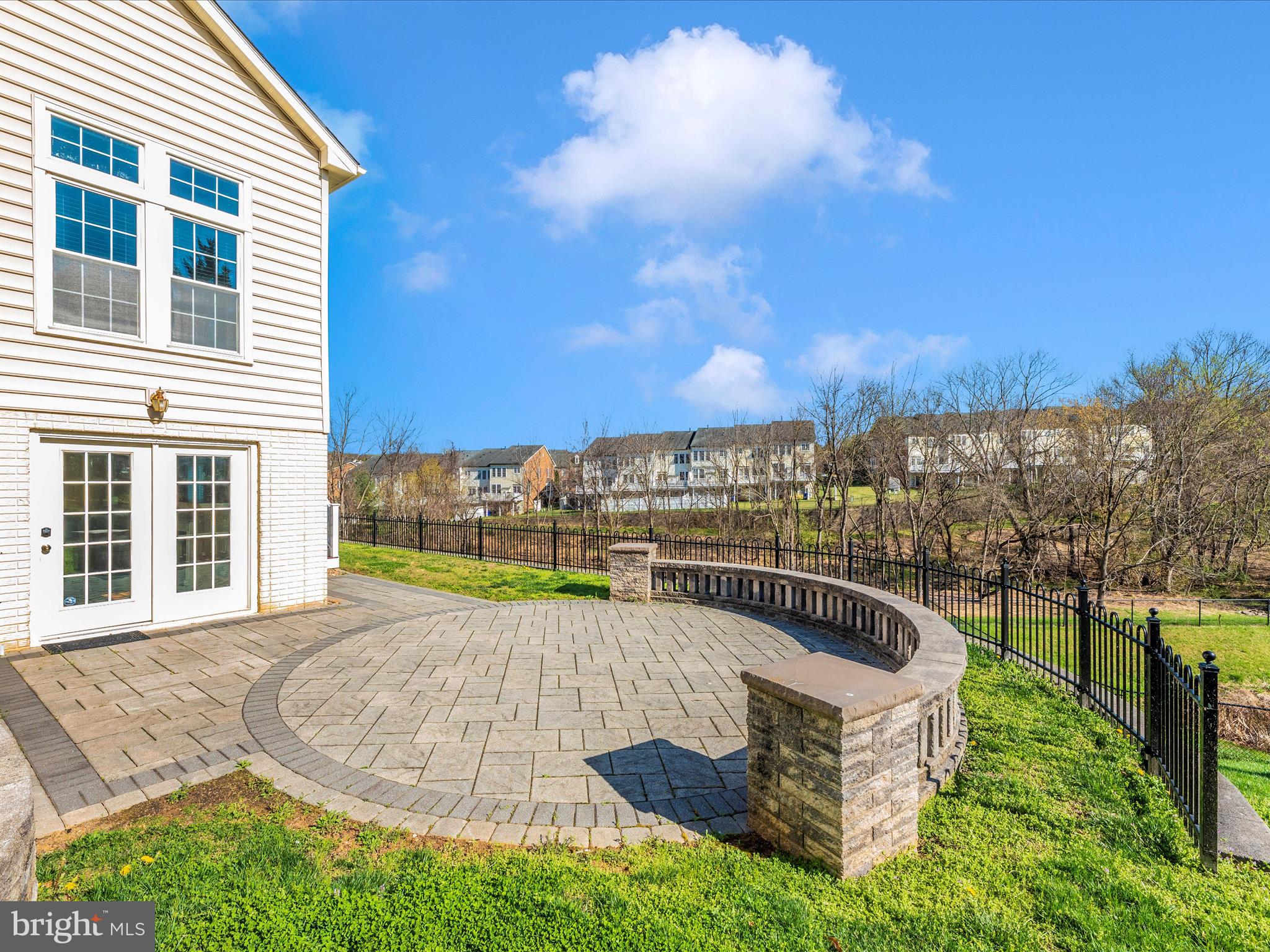 VILLAGES OF URBANA - Residential