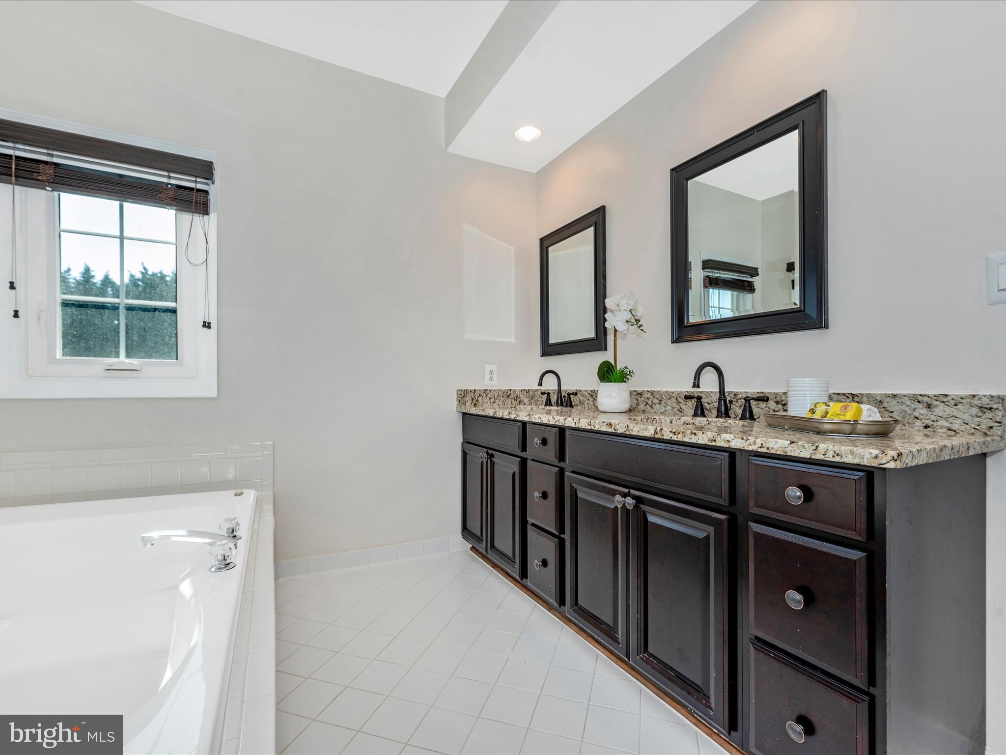 VILLAGES OF URBANA - Residential