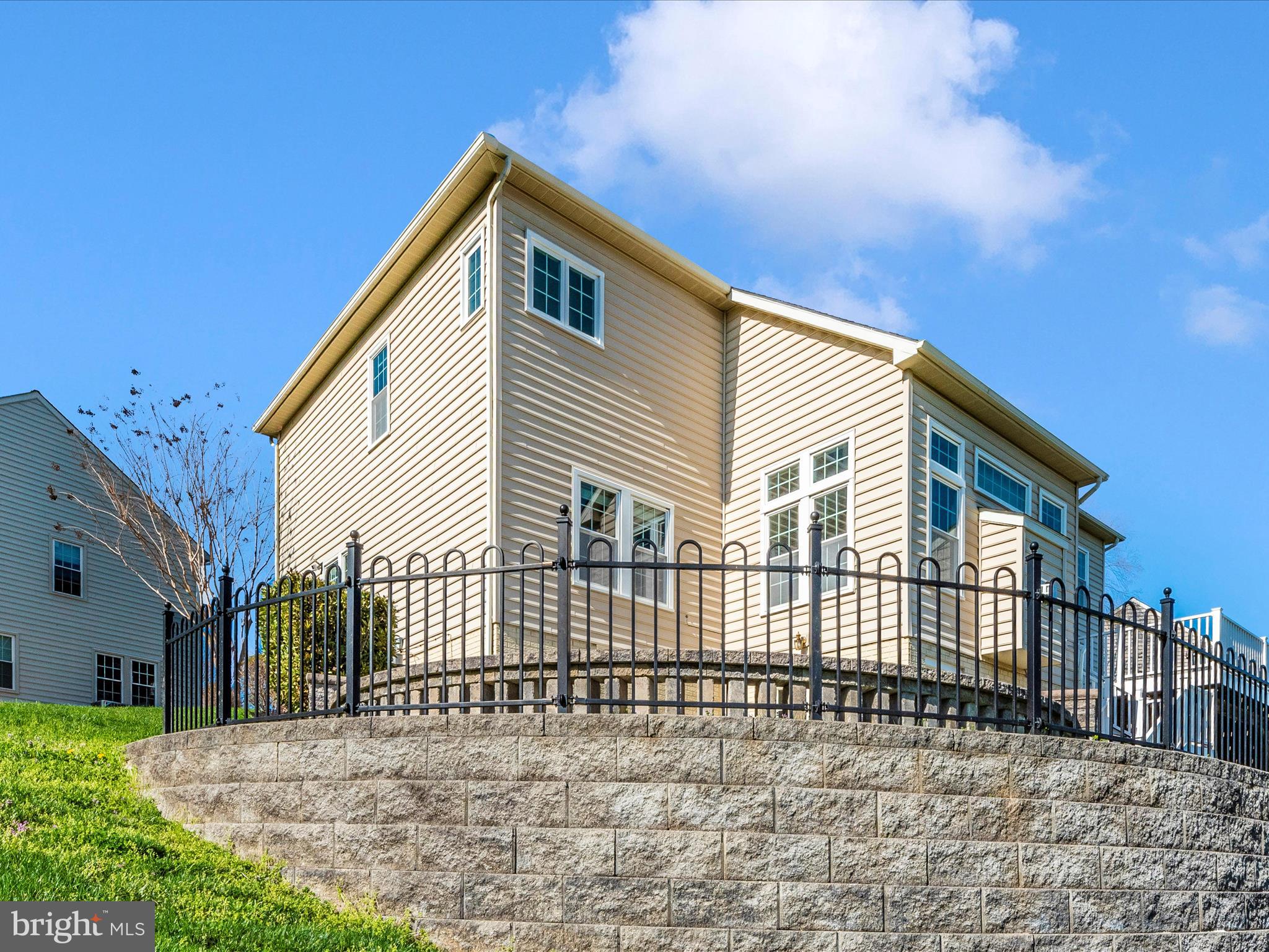 VILLAGES OF URBANA - Residential