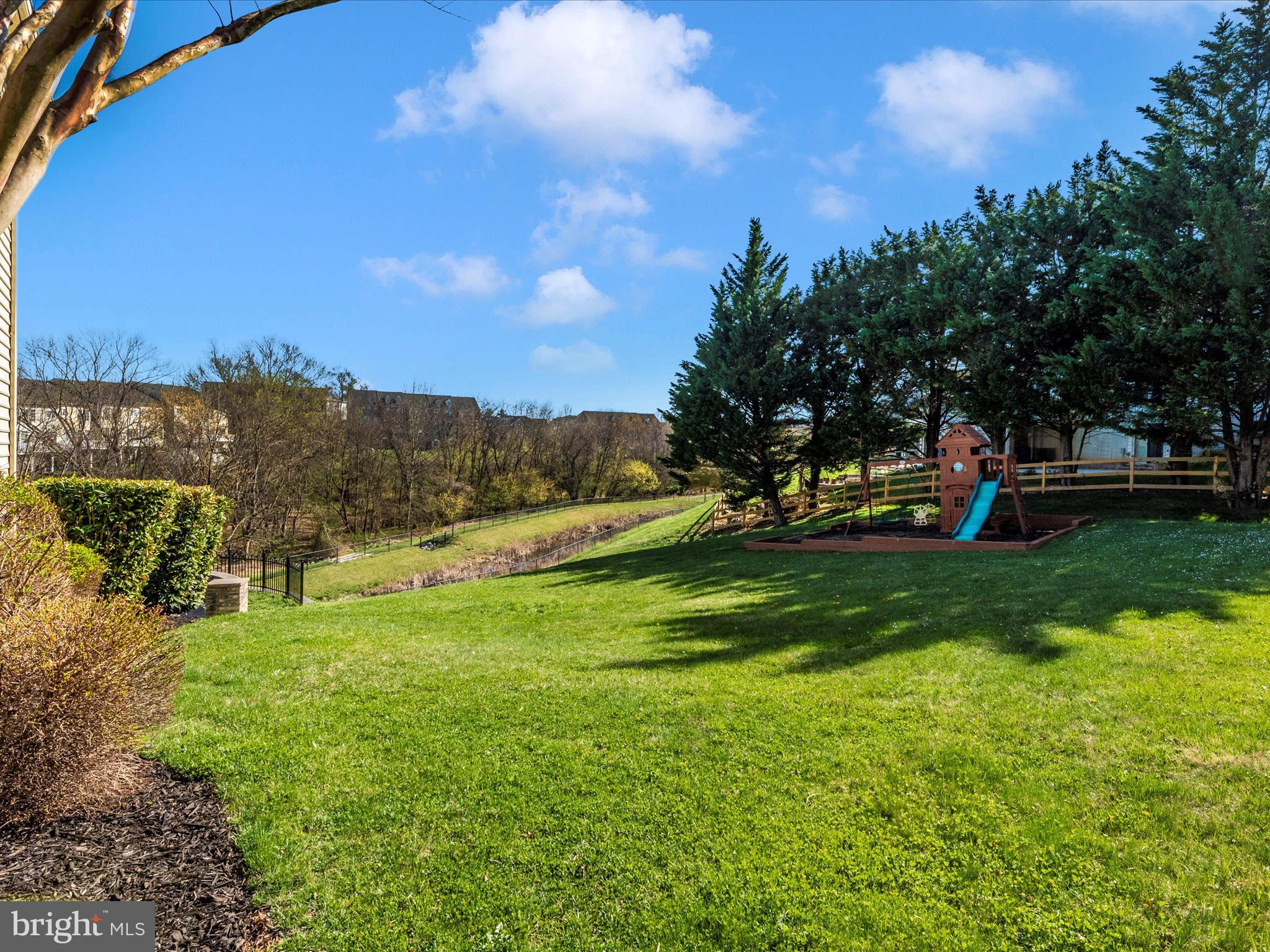 VILLAGES OF URBANA - Residential