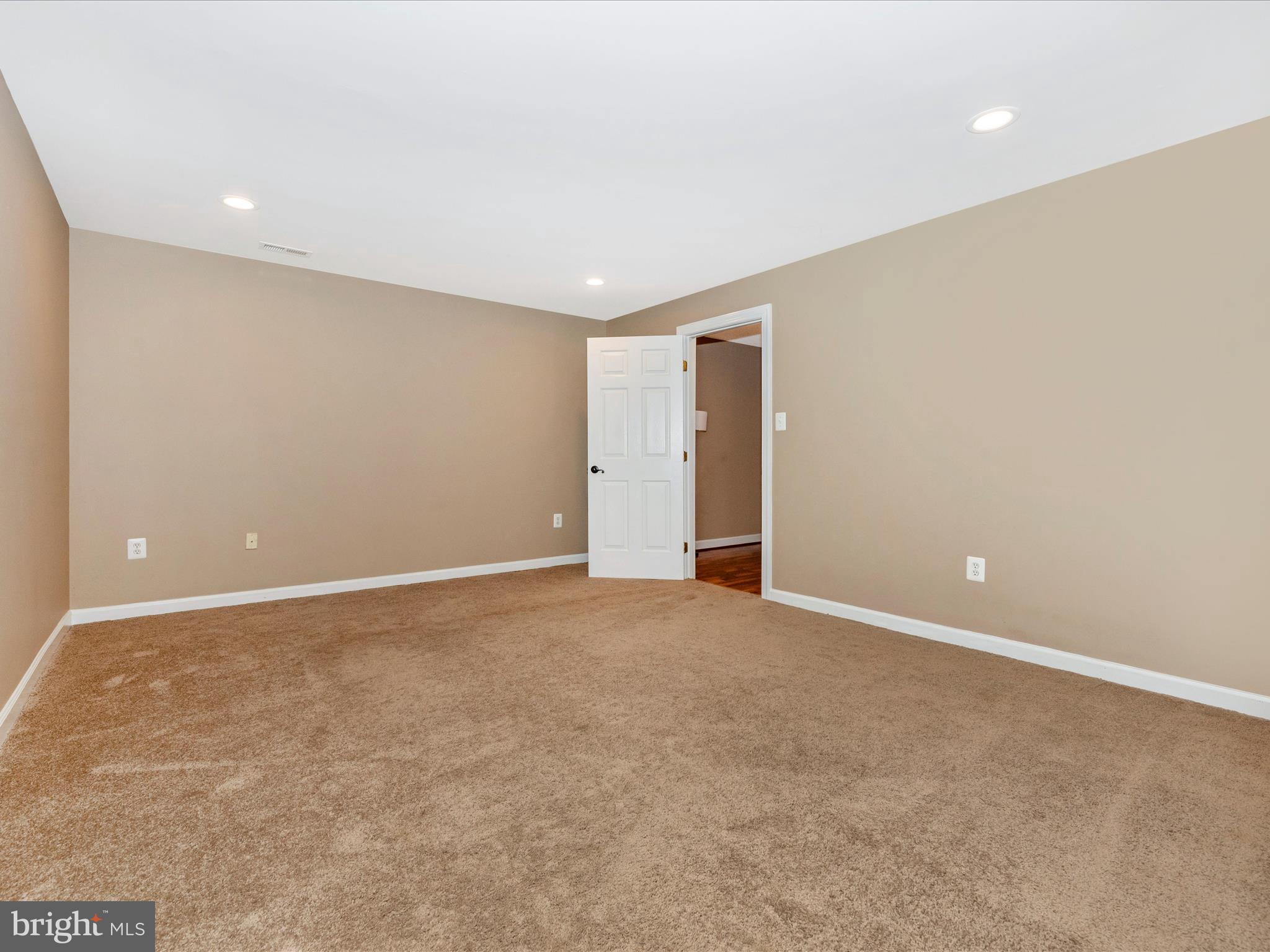 VILLAGES OF URBANA - Residential