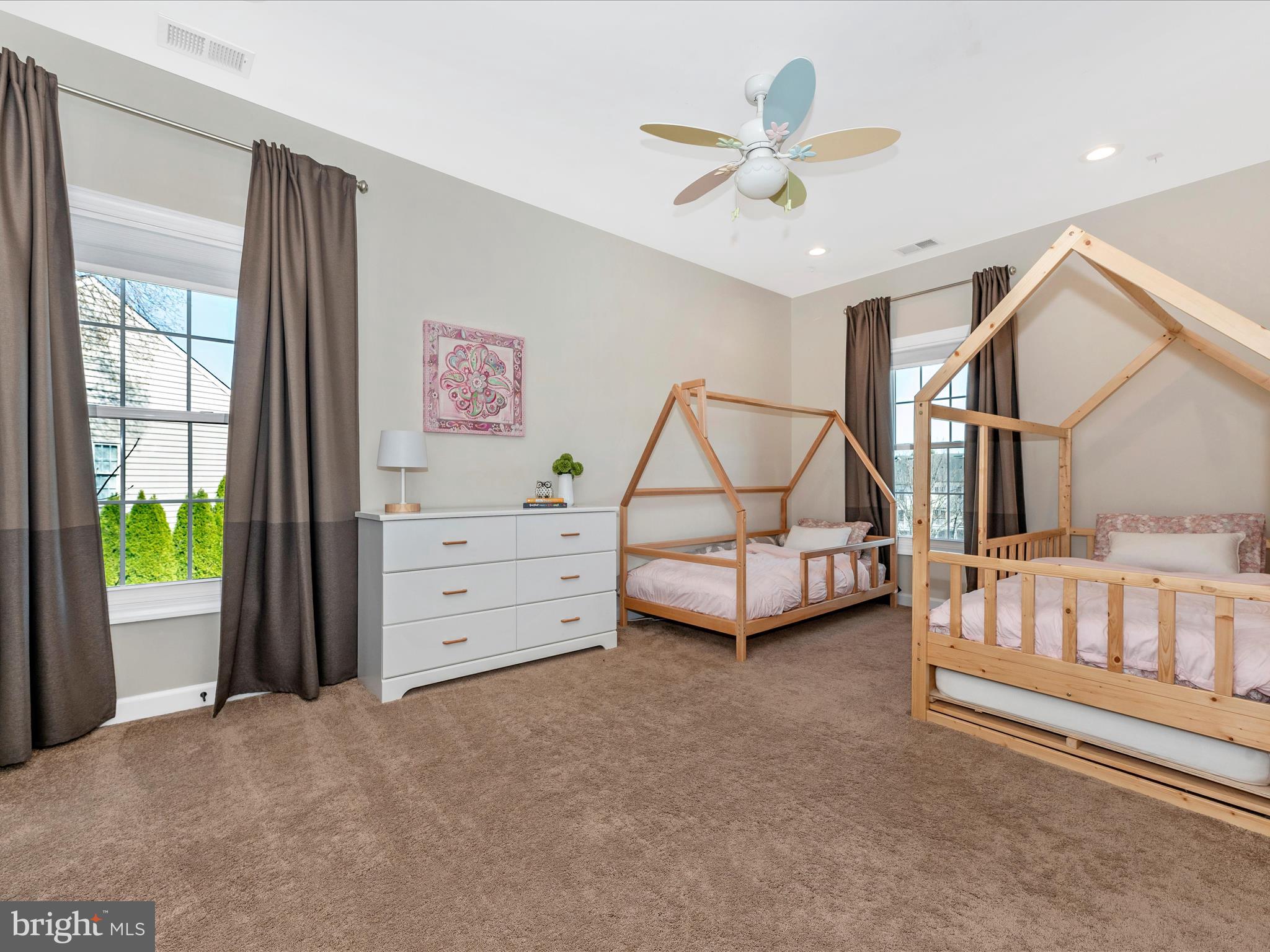 VILLAGES OF URBANA - Residential