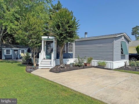 Mobile Home For Sale - 21196 M Street #M-14<br/> REHOBOTH BEACH, DE 19971