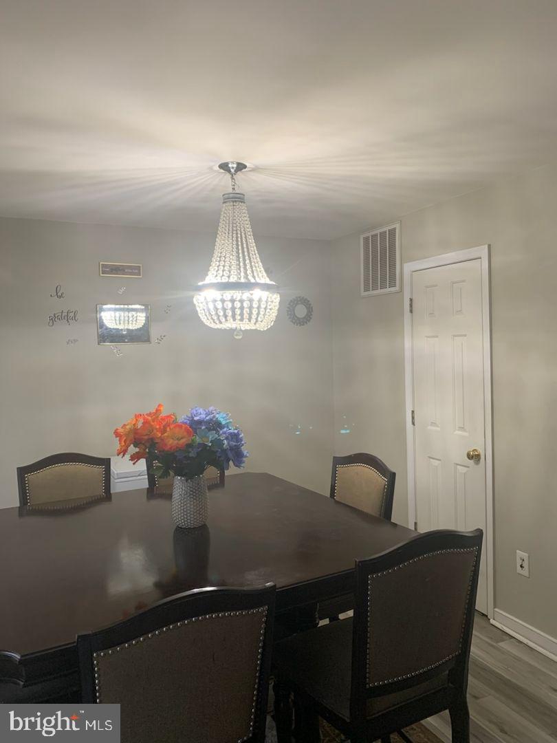 STONE RIVER - Residential Lease