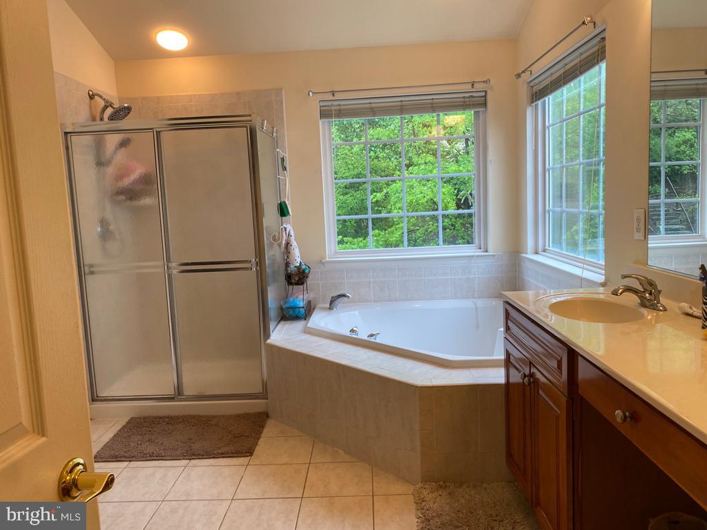 HAMPSTEAD LANDING - Residential Lease