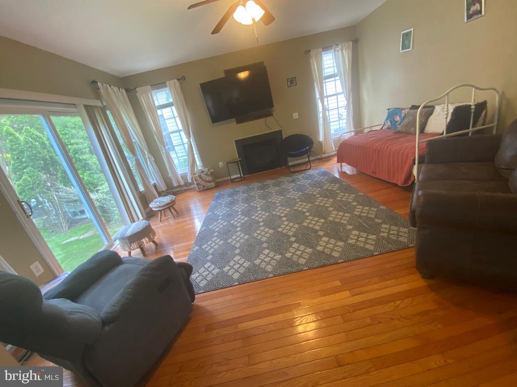 HAMPSTEAD LANDING - Residential Lease