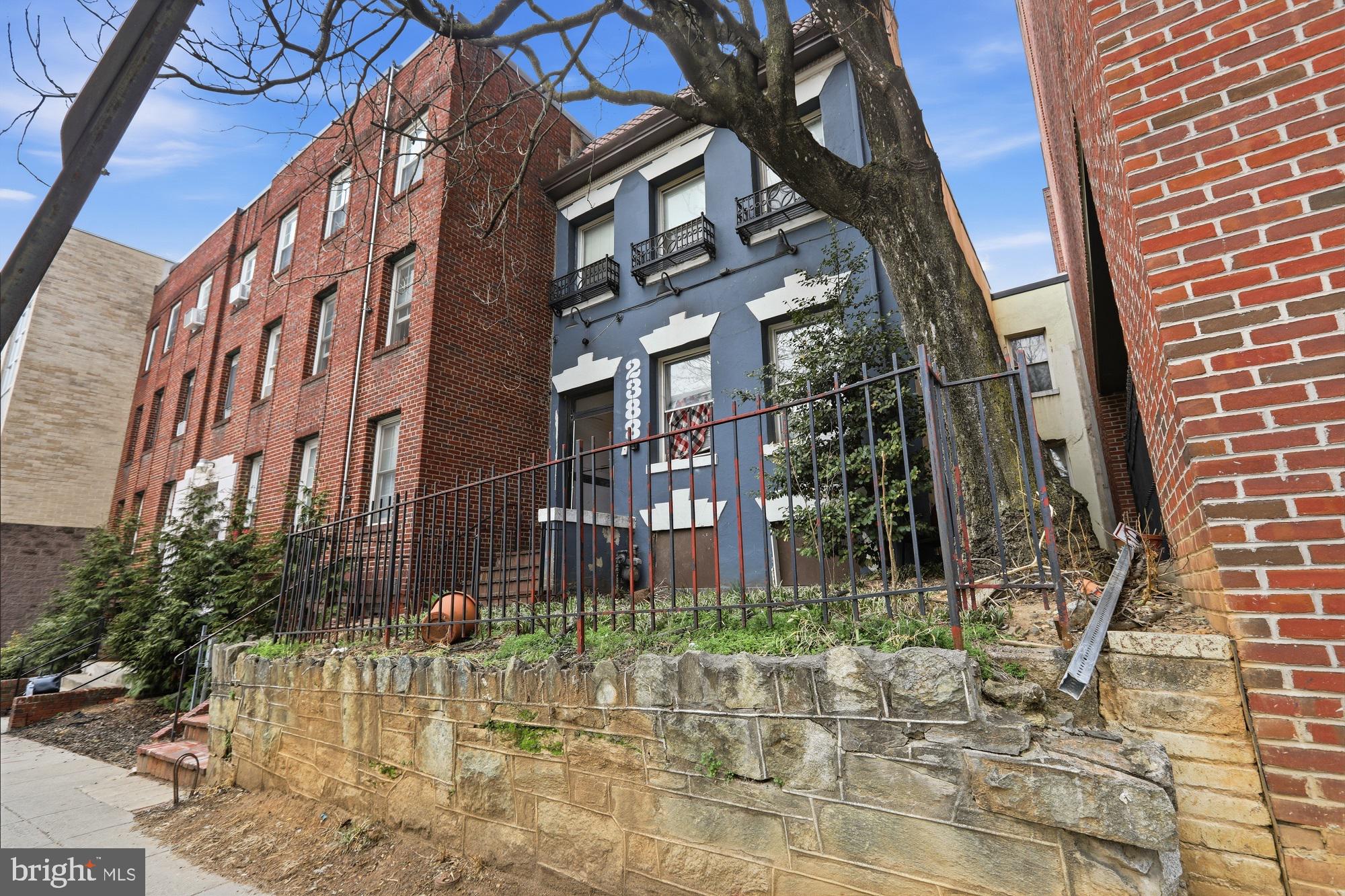 2388 CHAMPLAIN STREET NW APT 10
