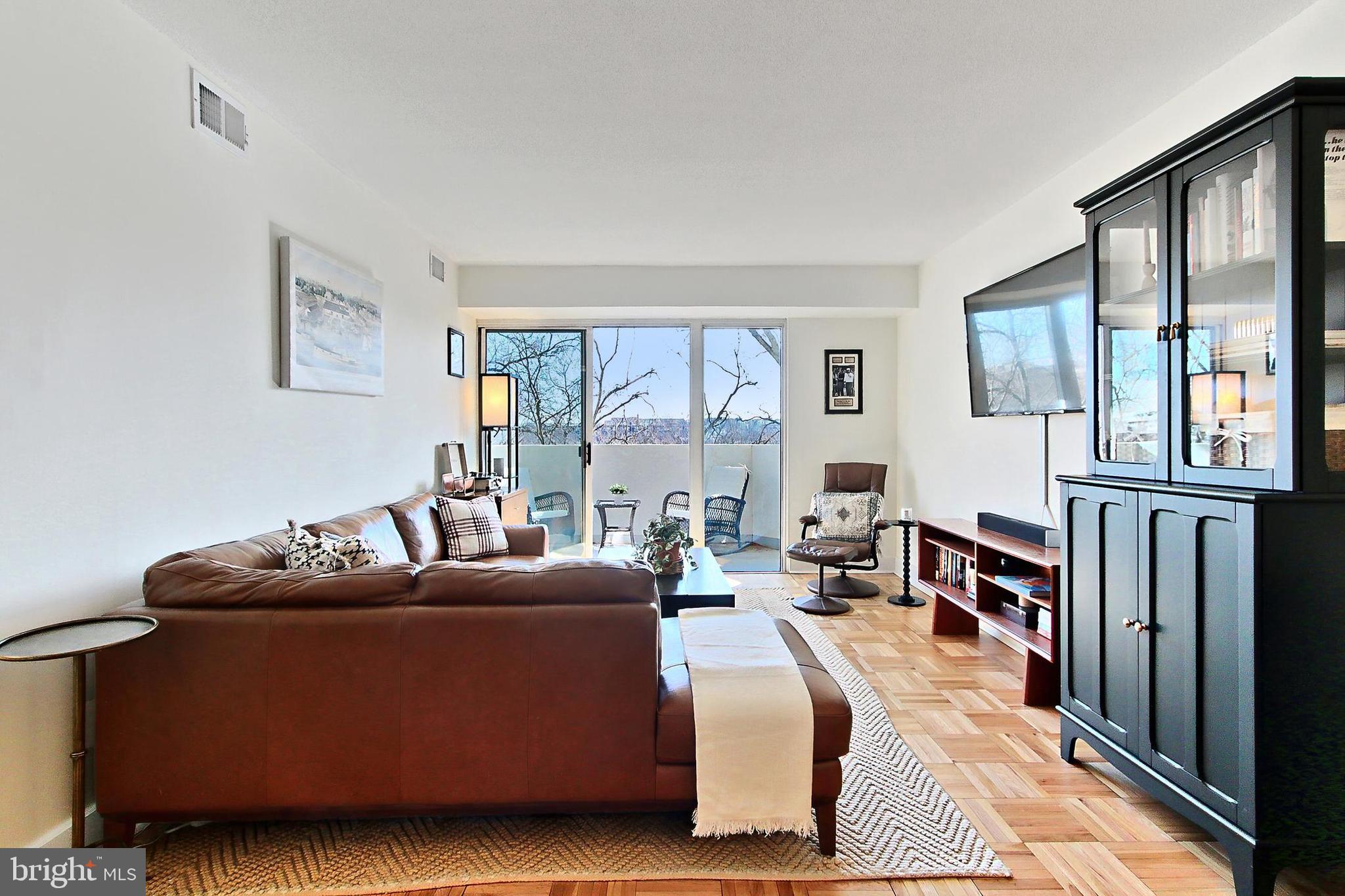 700 7TH STREET SW 730