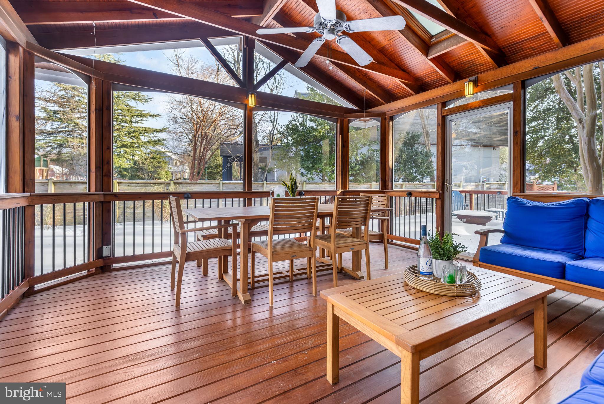 BERKSHIRE OAKWOOD - Residential